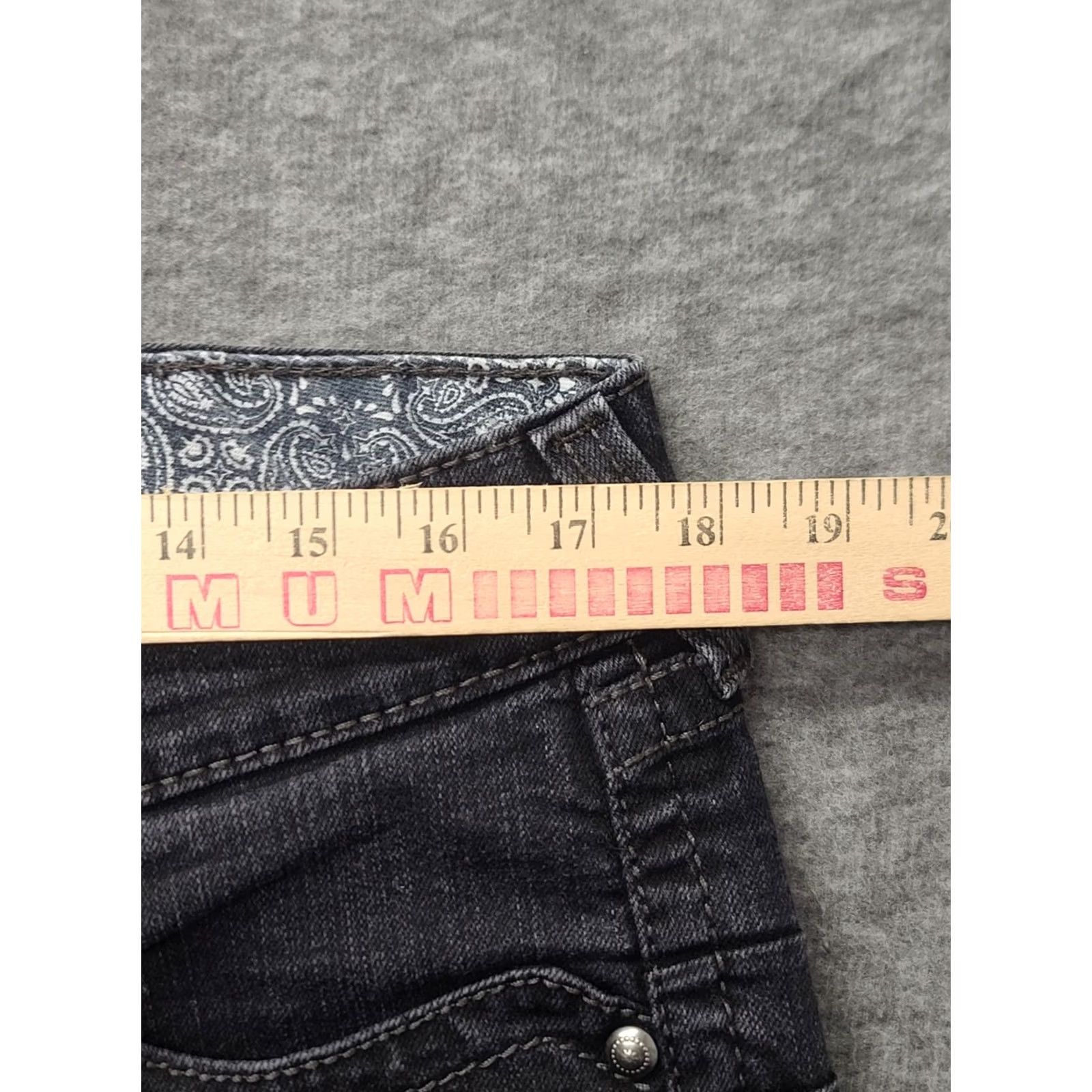 Ariat Ariat Jeans Womens 33x32 REAL Denim Regular Fit Bootcut High Rise Entwined Cowboy Western Buckle Bke 5-Pocket Denim Black Purple? Size 24" / US 00 / IT 34 - 5 Thumbnail