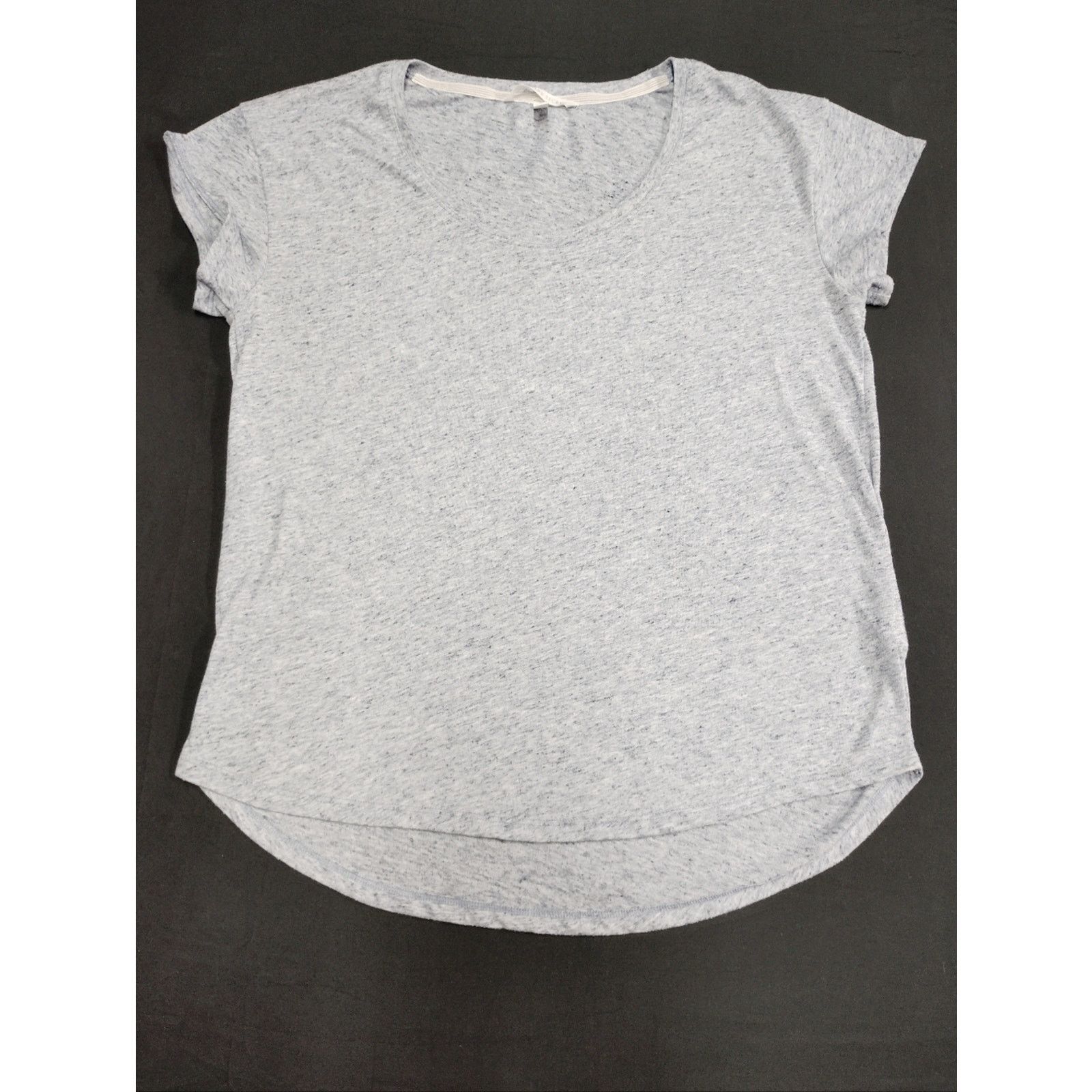 Victoria's Secret Victoria's Secret Light Gray Scoop Neck Short Sleeve Tee Size S / US 4 / IT 40 - 1 Thumbnail