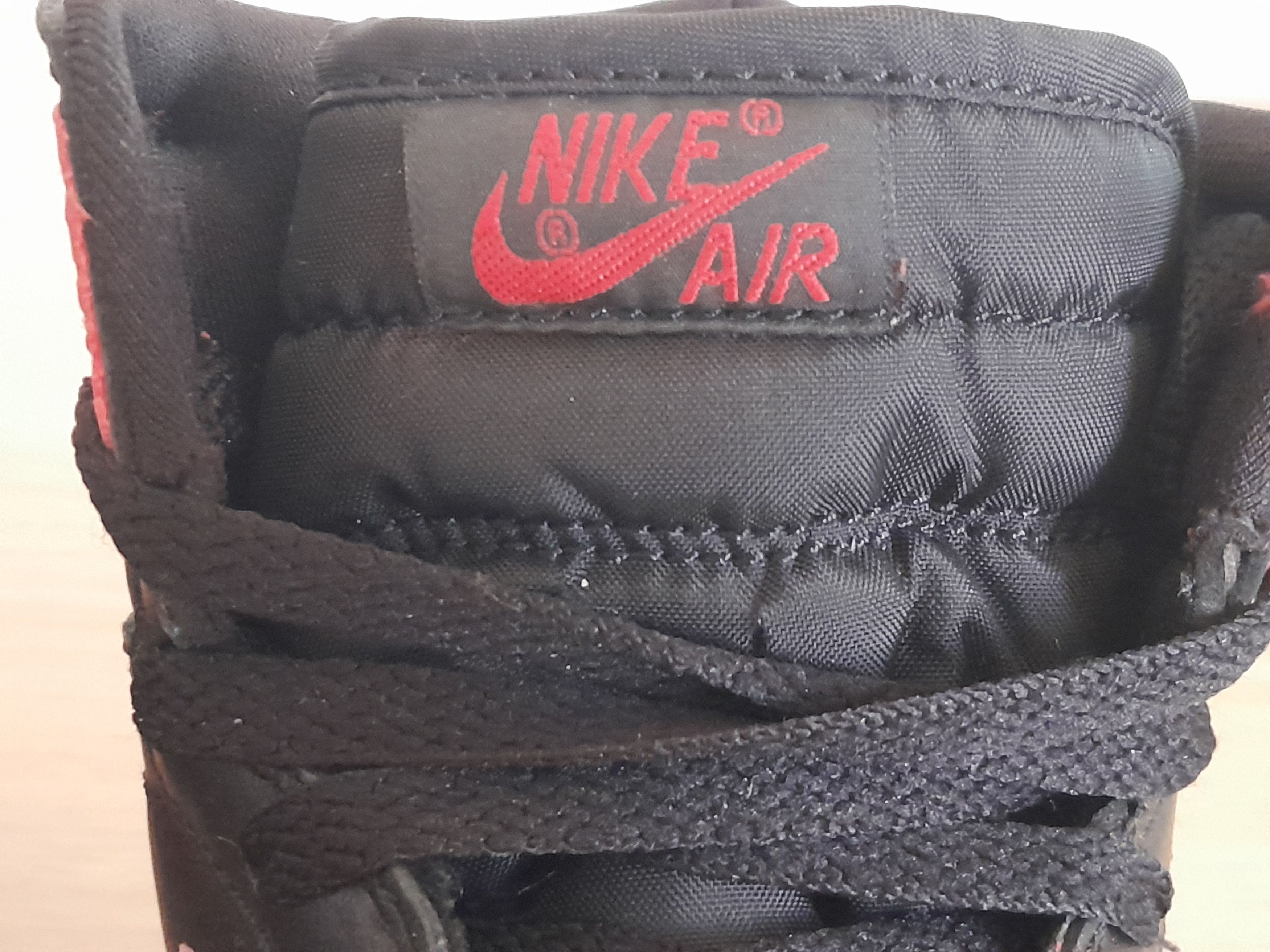 Nike Nike Jordan 1 Retro Bred 2001 Size US 8 / EU 41 - 9 Thumbnail