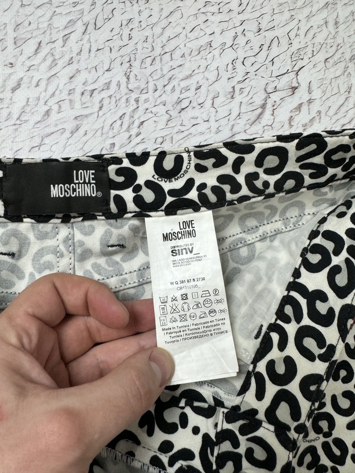 Love Moschino Love Moschino Leopard allover pattern jeans pants trousers Size 27" / US 4 / IT 40 - 11 Thumbnail