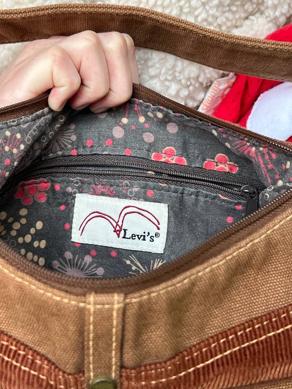Levi's × Vintage Levi’s Y2K Vintage Purse Brown Mini Bag Corduroy Size ONE SIZE - 13 Thumbnail
