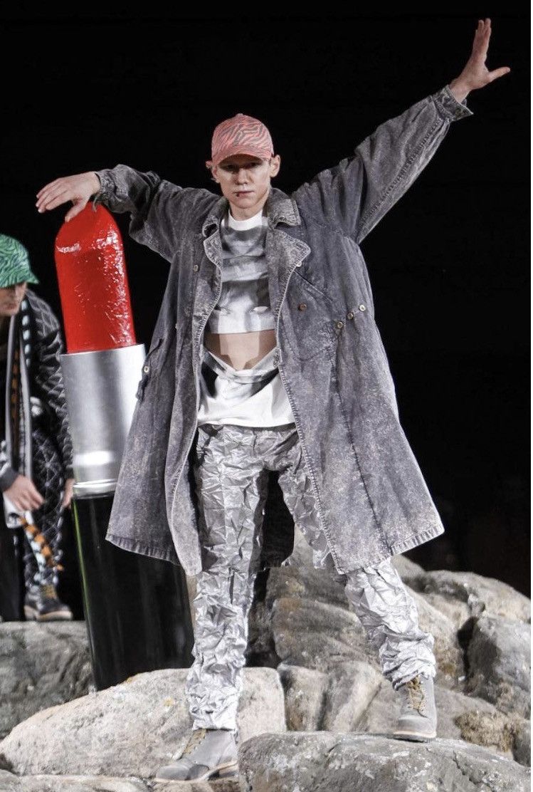 Bernhard Willhelm AW13 Runway Split T Shirt Size US S / EU 44-46 / 1 - 1 Thumbnail
