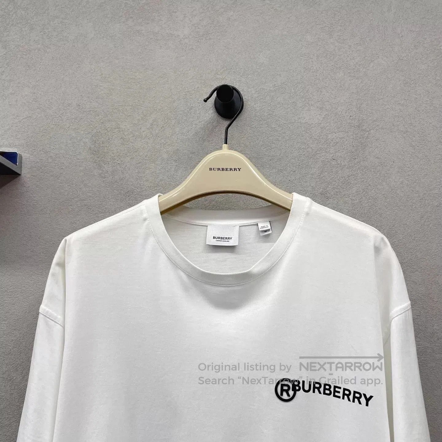 Burberry White Short Sleeve T. Size US M / EU 48-50 / 2 - 3 Thumbnail