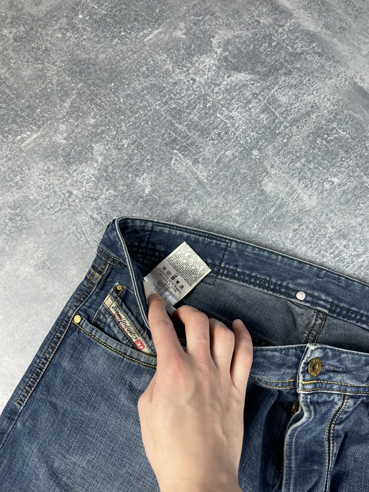 Diesel Crazy baggy Diesel Larkee denim jeans washed Size US 34 / EU 50 - 8 Thumbnail
