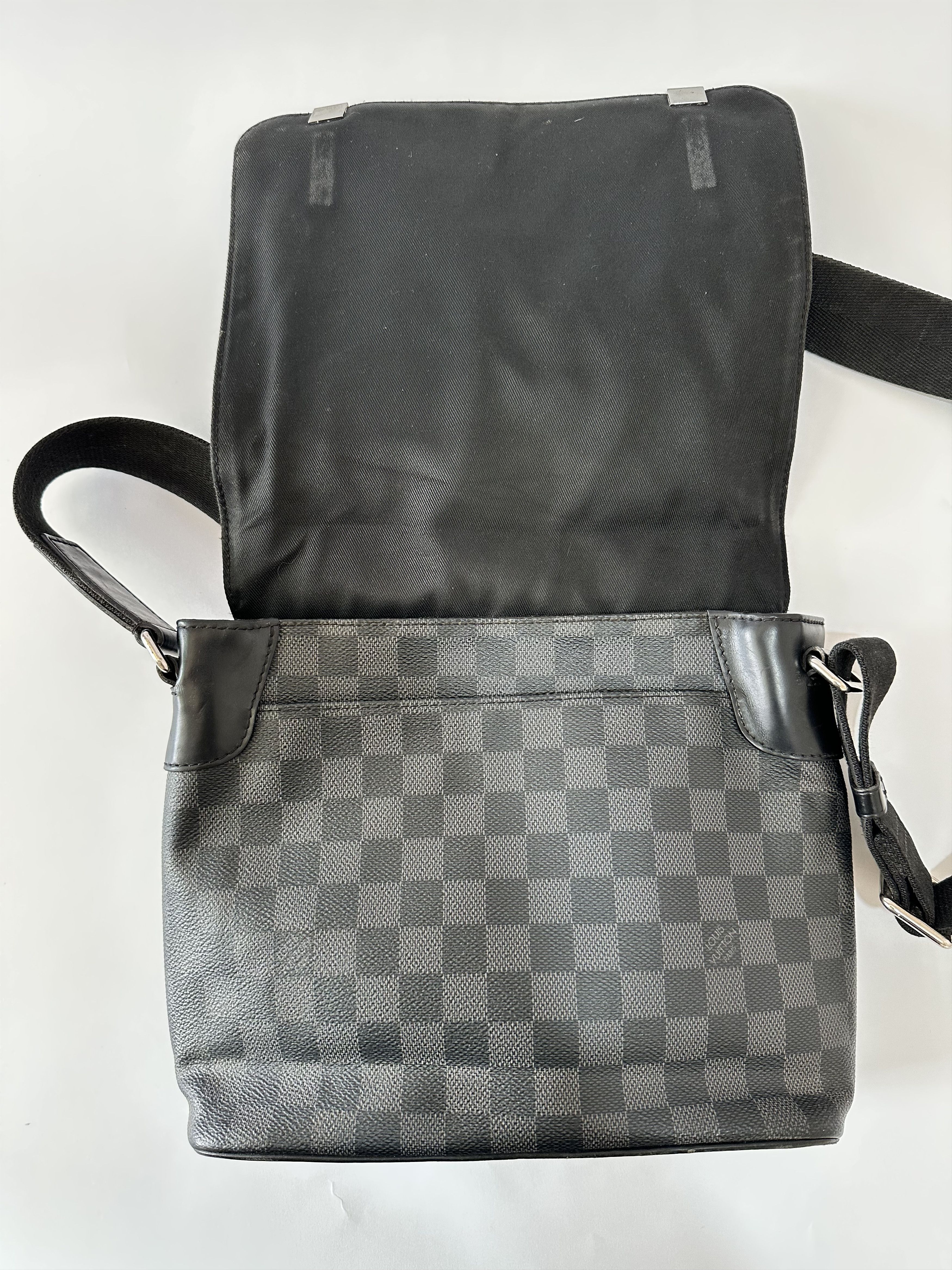Louis Vuitton Louis Vuitton Damier Ebene Graphite Canvas District PM Bag Size ONE SIZE - 10 Thumbnail
