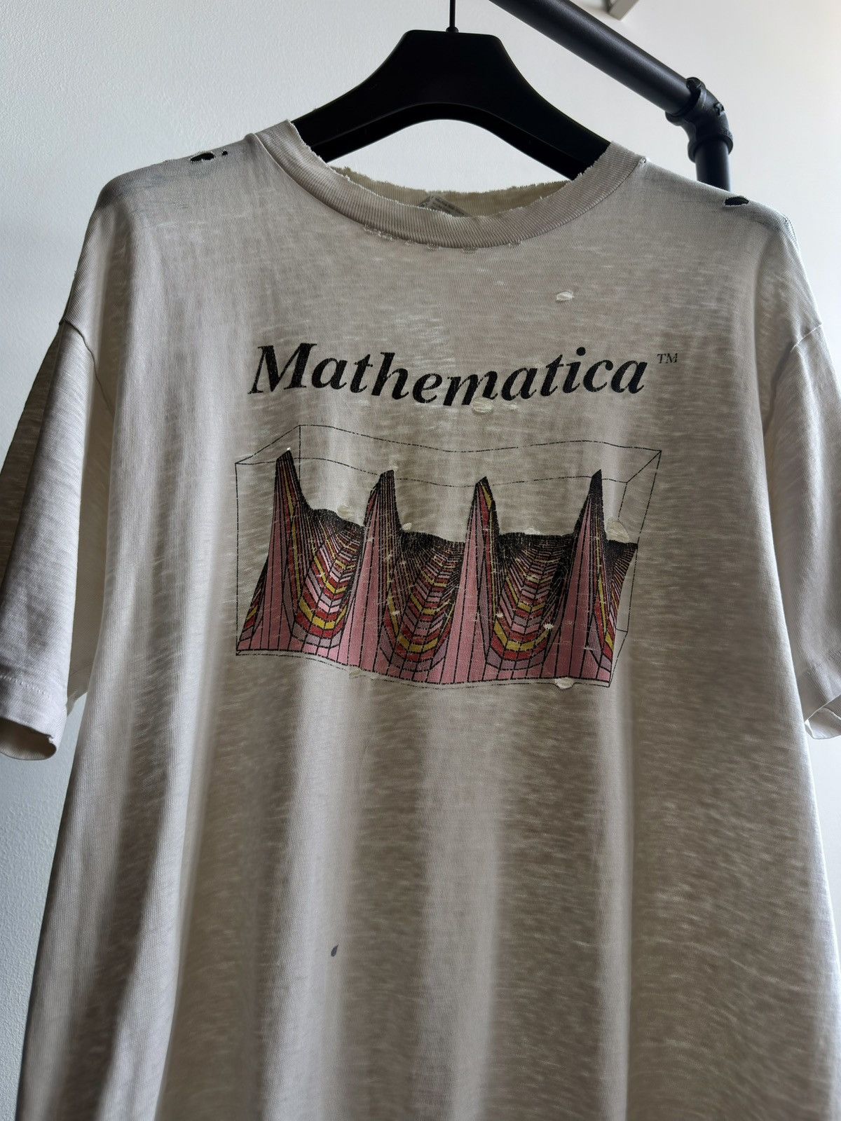 Vintage Vintage 90s Thrashed Faded Mathematica Erd Grunge Band Tee Size US M / EU 48-50 / 2 - 7 Thumbnail