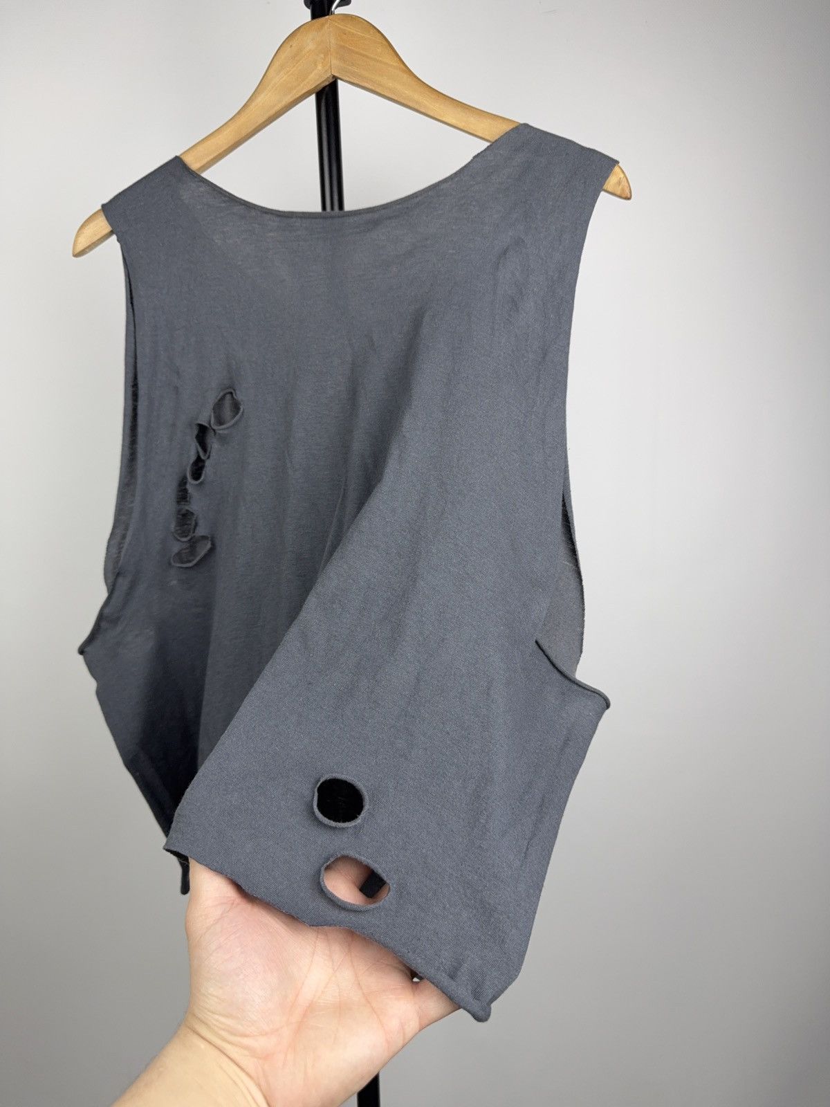 Vintage USA Protest Punk Distressed Faded Cropped Tank top Size US S / EU 44-46 / 1 - 14 Thumbnail