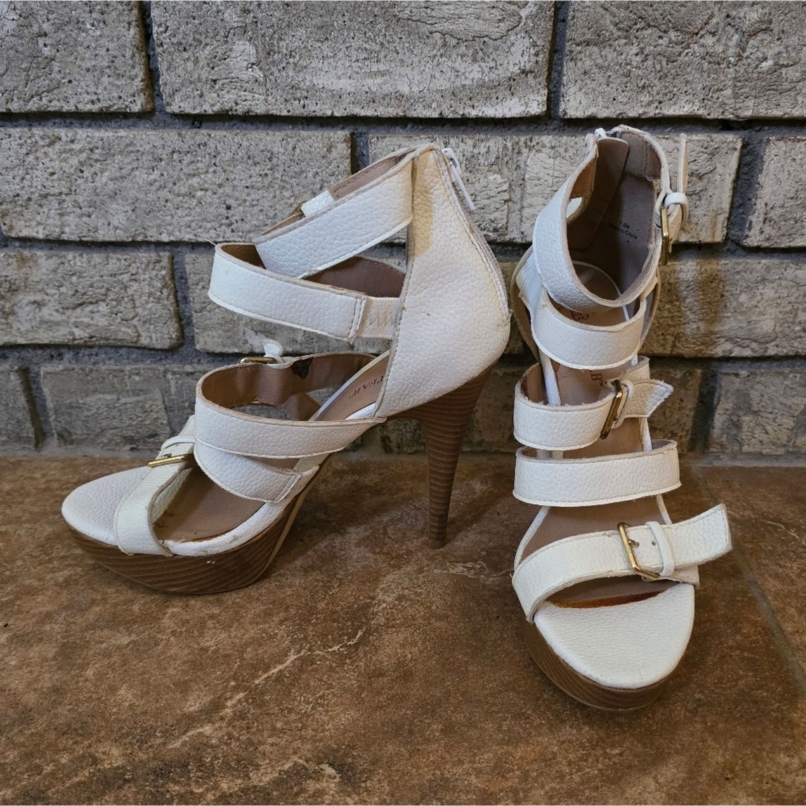 Other White | JUSTFAB | Strapped Buckle Bootie Size US 7.5 / IT 37.5 - 3 Thumbnail
