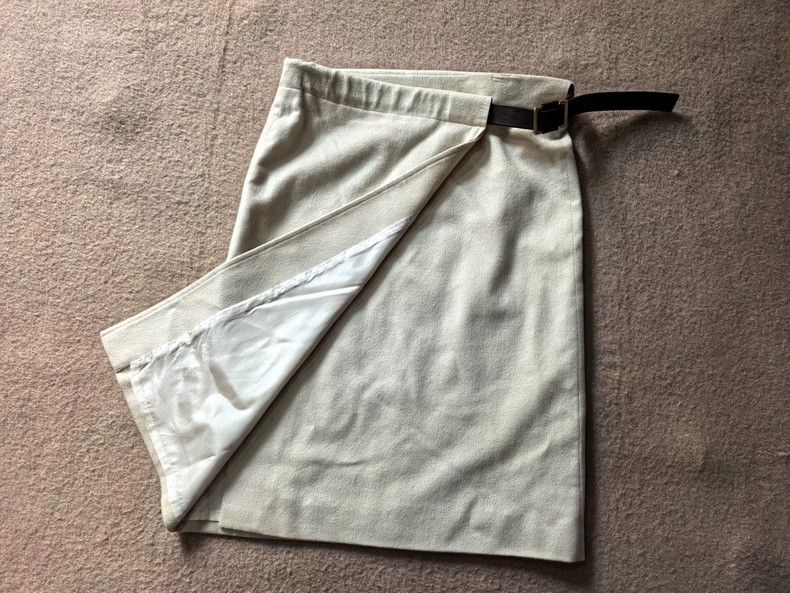 Loro Piana LORO PIANA Cashmere short skirt Size 26" / US 2 / IT 38 - 2 Thumbnail