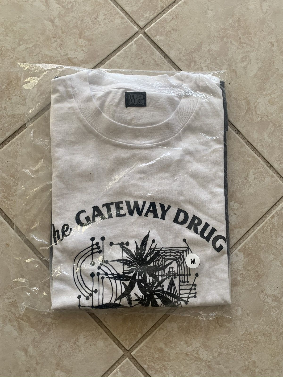 Other The Gateway drug LA Kush tee Size US M / EU 48-50 / 2 - 1 Thumbnail