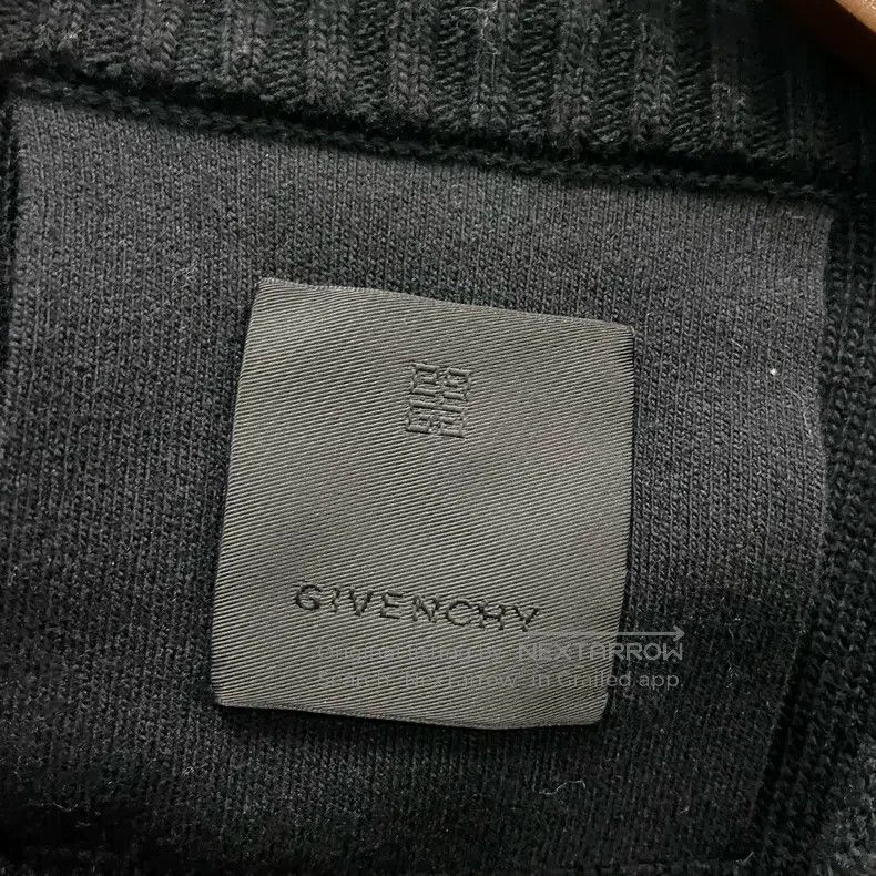 Givenchy Givenchy Black Buckle V-Neck Knit Cardigan Size XL Size US XL / EU 56 / 4 - 8 Thumbnail