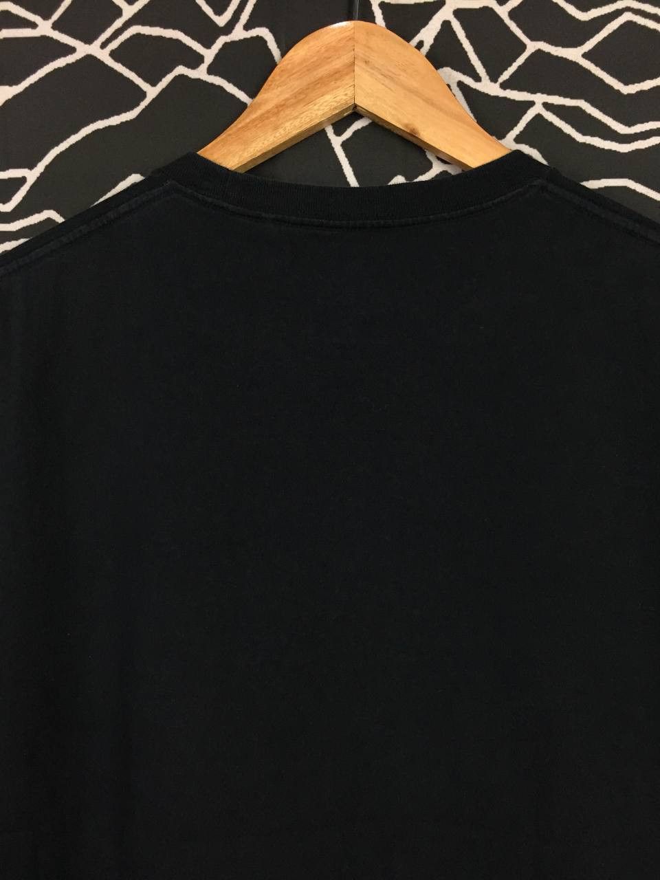 Japanese Brand × Kaws × Uniqlo Uniqlo X Kaws X Sesame Street Bff Elmo Tee Size US L / EU 52-54 / 3 - 6 Thumbnail