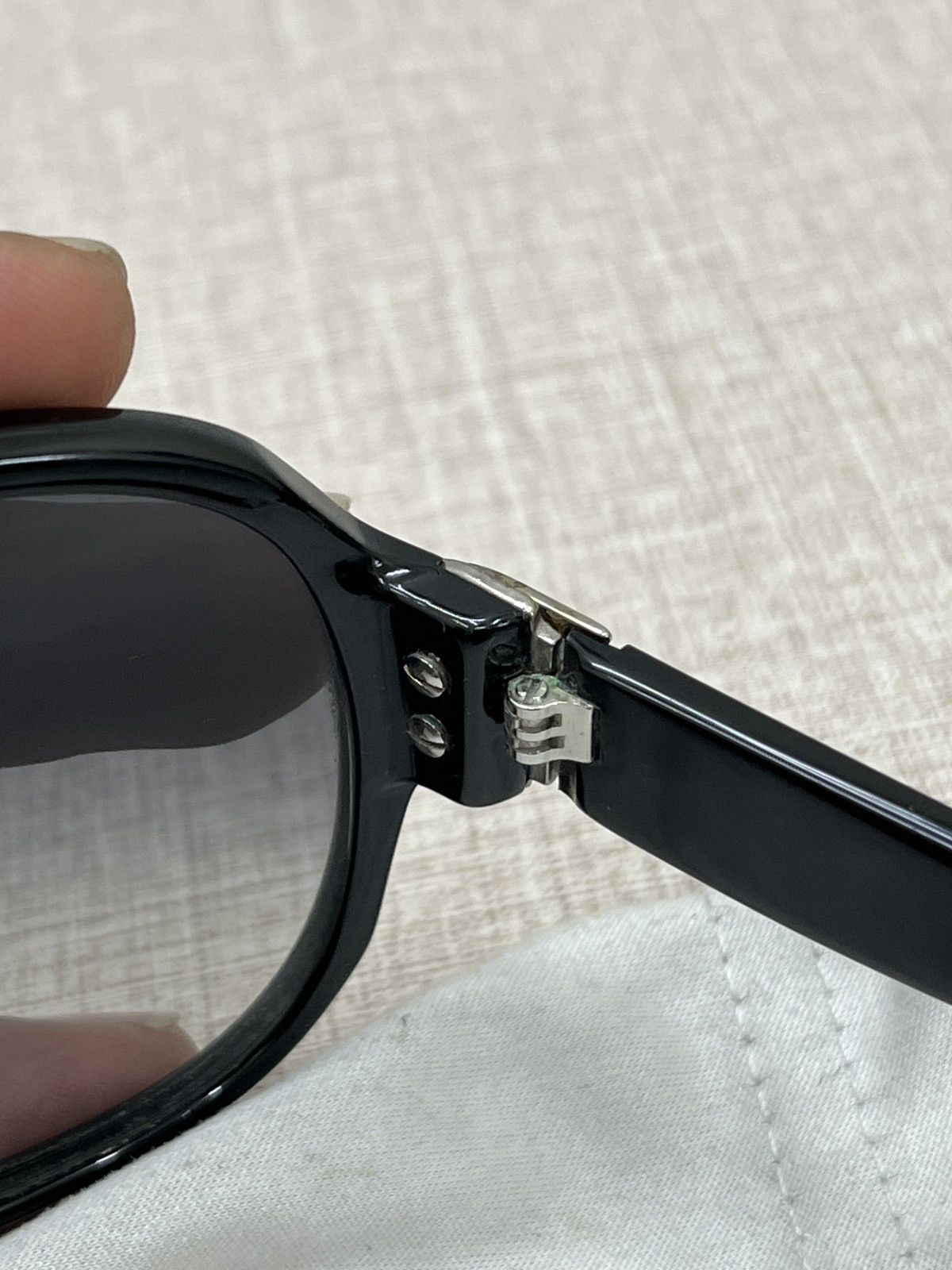 Dior 🔥🔥🔥STEALS DIOR SUNGLASSES Size ONE SIZE - 14 Thumbnail