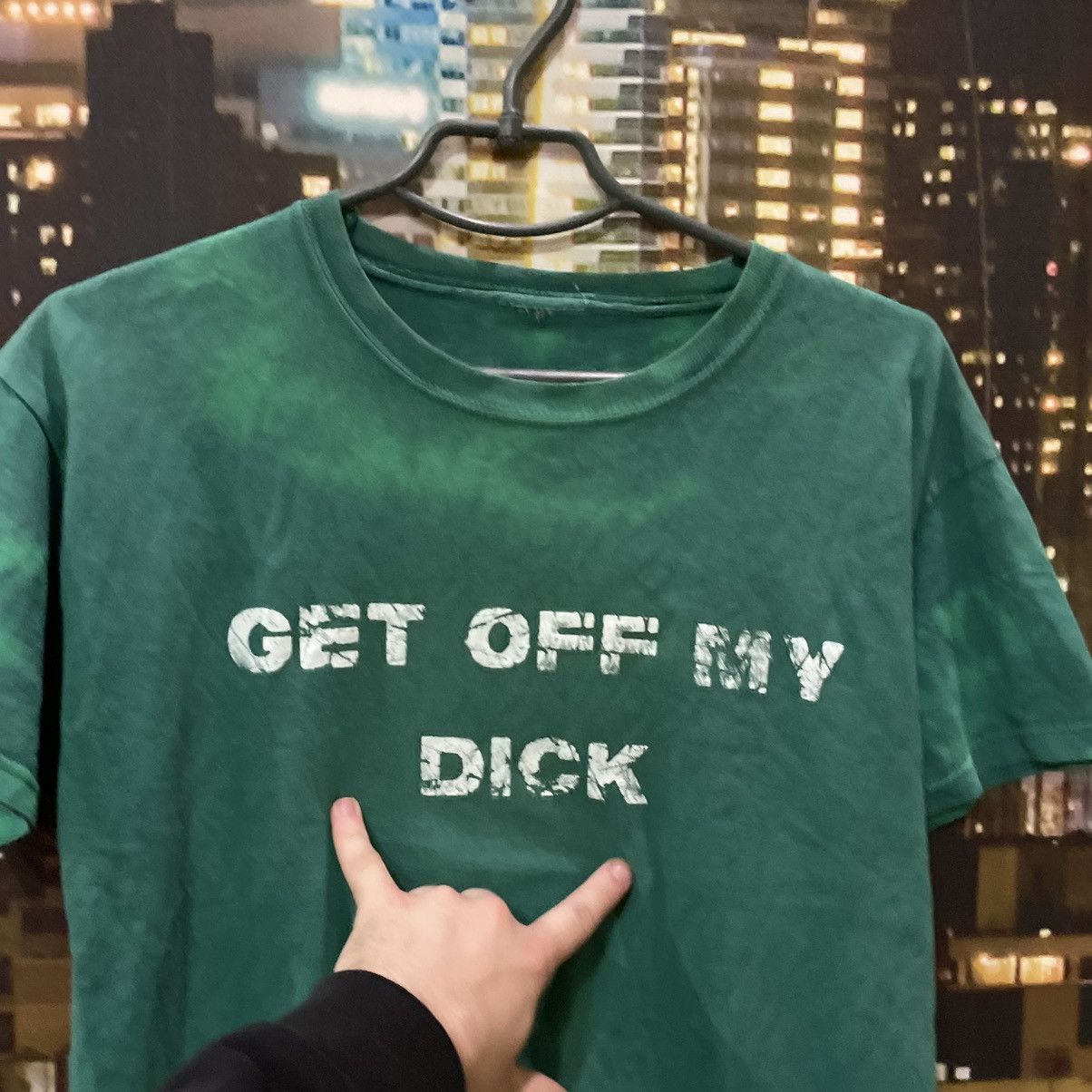 Band Tees VINTAGE Y2K GREEN TEE GET OFF MY DICK PENIS FUNNY PORNO Size US M / EU 48-50 / 2 - 4 Thumbnail