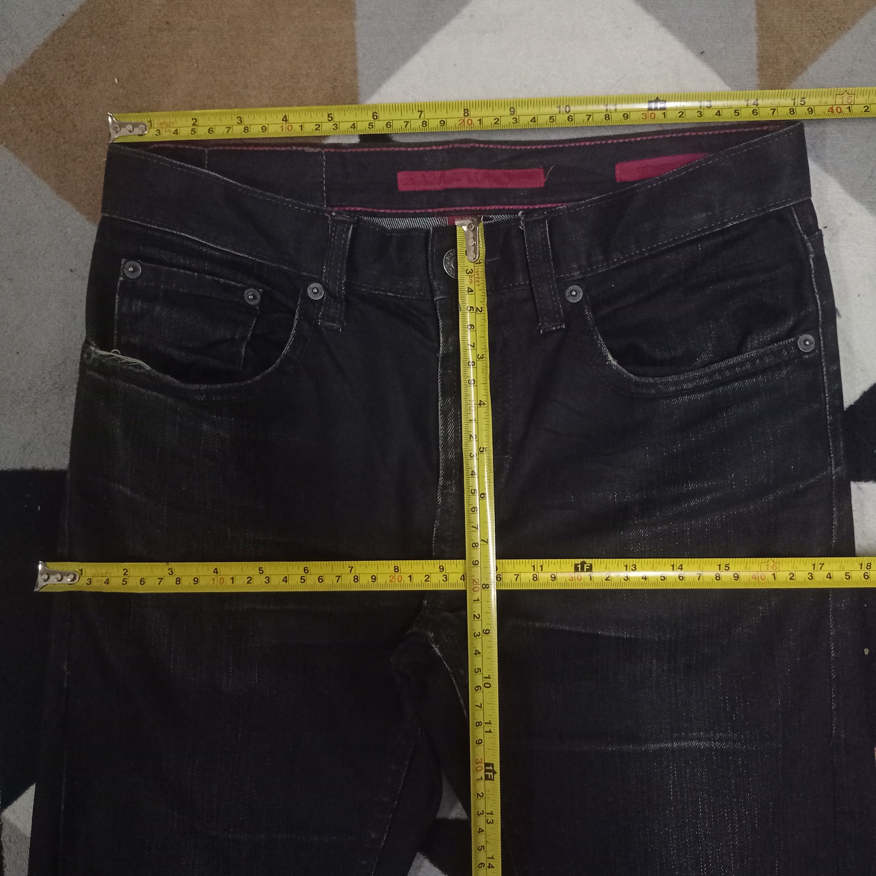 Banana Republic Vintage Banana Republic Black Mud Wash Distressed Jeans Size US 30 / EU 46 - 9 Thumbnail