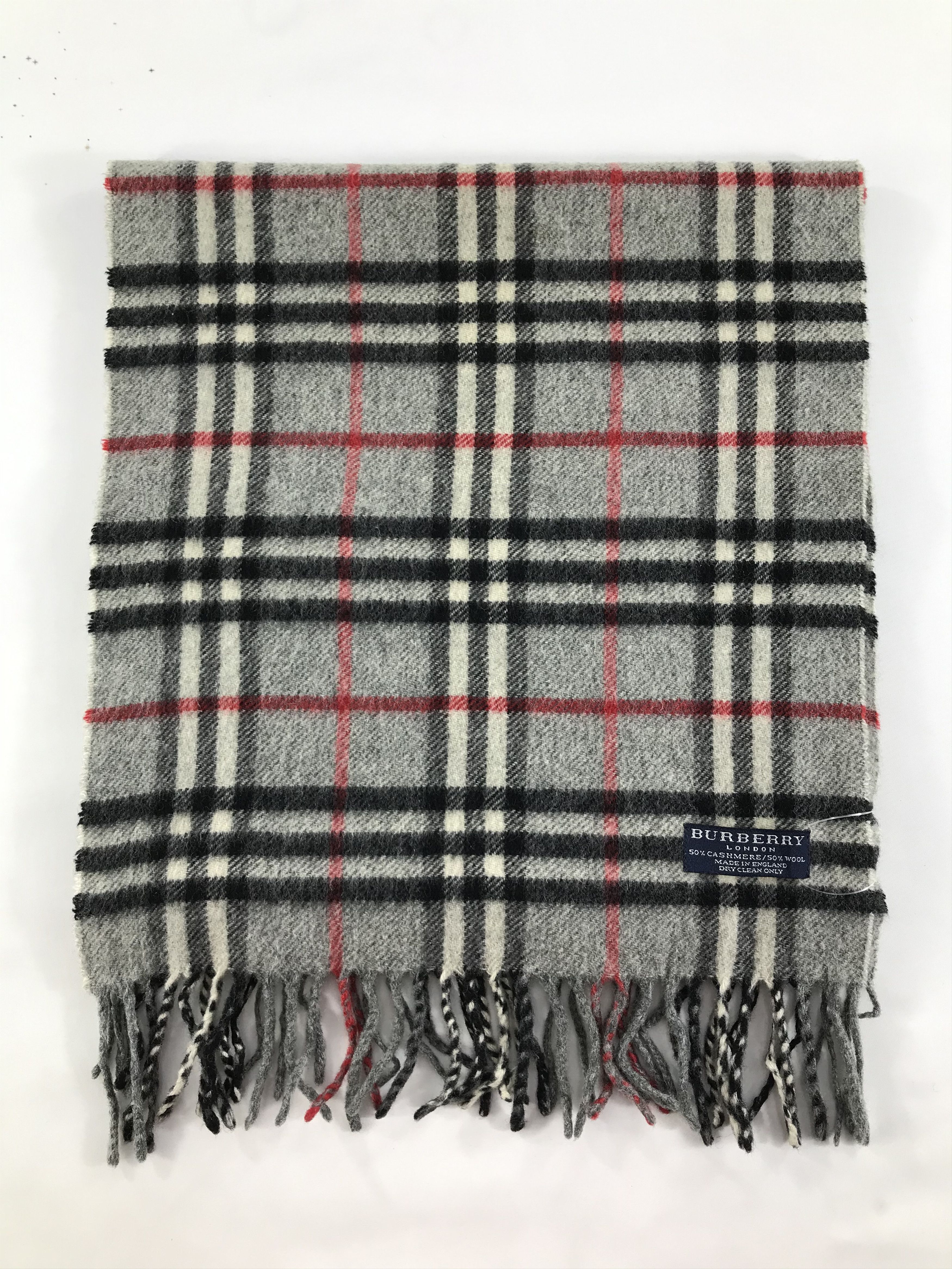 Burberry Vintage Burberry Scarf/Muffler/Neckwear MF1075 Size ONE SIZE - 2 Thumbnail