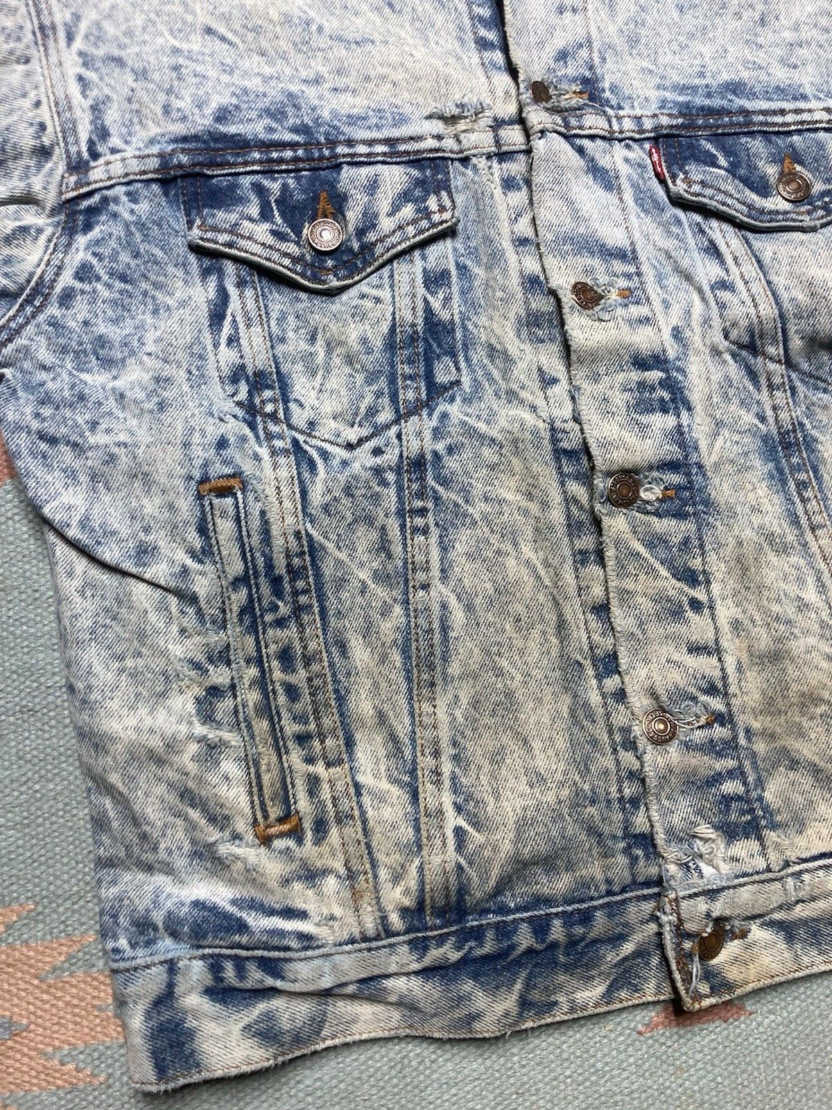 Levi's × Vintage 70s Levi’s denim jacket 70507 0219 acid wash distress small Size US S / EU 44-46 / 1 - 7 Thumbnail