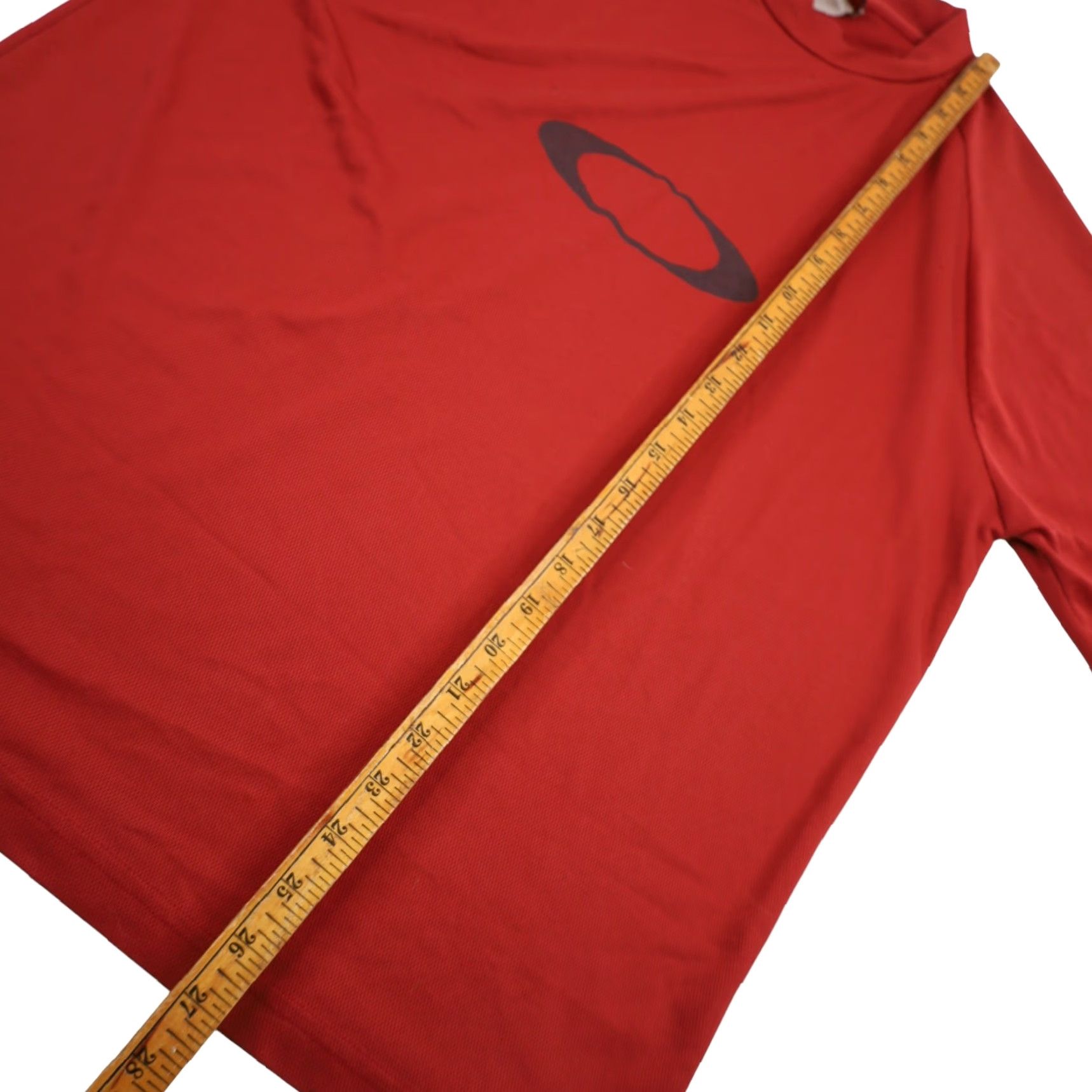 Oakley VINTAGE Oakley Mens Medium Classic Logo Athletic Shirt Red Shirt Mens M Red Oakley Classic Logo Athletic Shirt Size US M / EU 48-50 / 2 - 6 Thumbnail