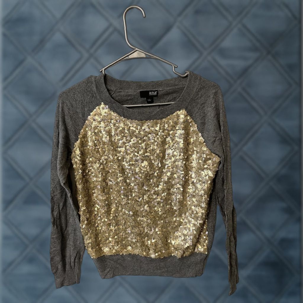 JCPenney VINTAGE a.n.a. JCPenney Gold Sequin Gray Long Sleeve Sweater Women’s Sz. Small Pullover Sequin Womens Small Gold 90s Style Size S / US 4 / IT 40 - 1 Thumbnail