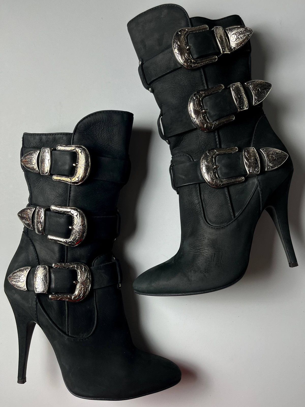Giuseppe Zanotti x BALMAIN leather buckle boots