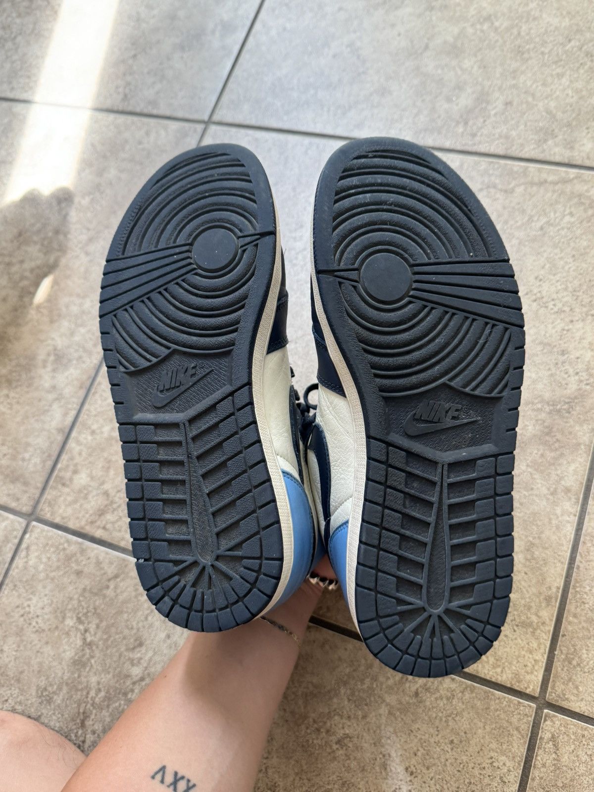 Nike Nike Retro High Jordan 1 Obsidian Size US 10.5 / EU 43-44 - 7 Thumbnail