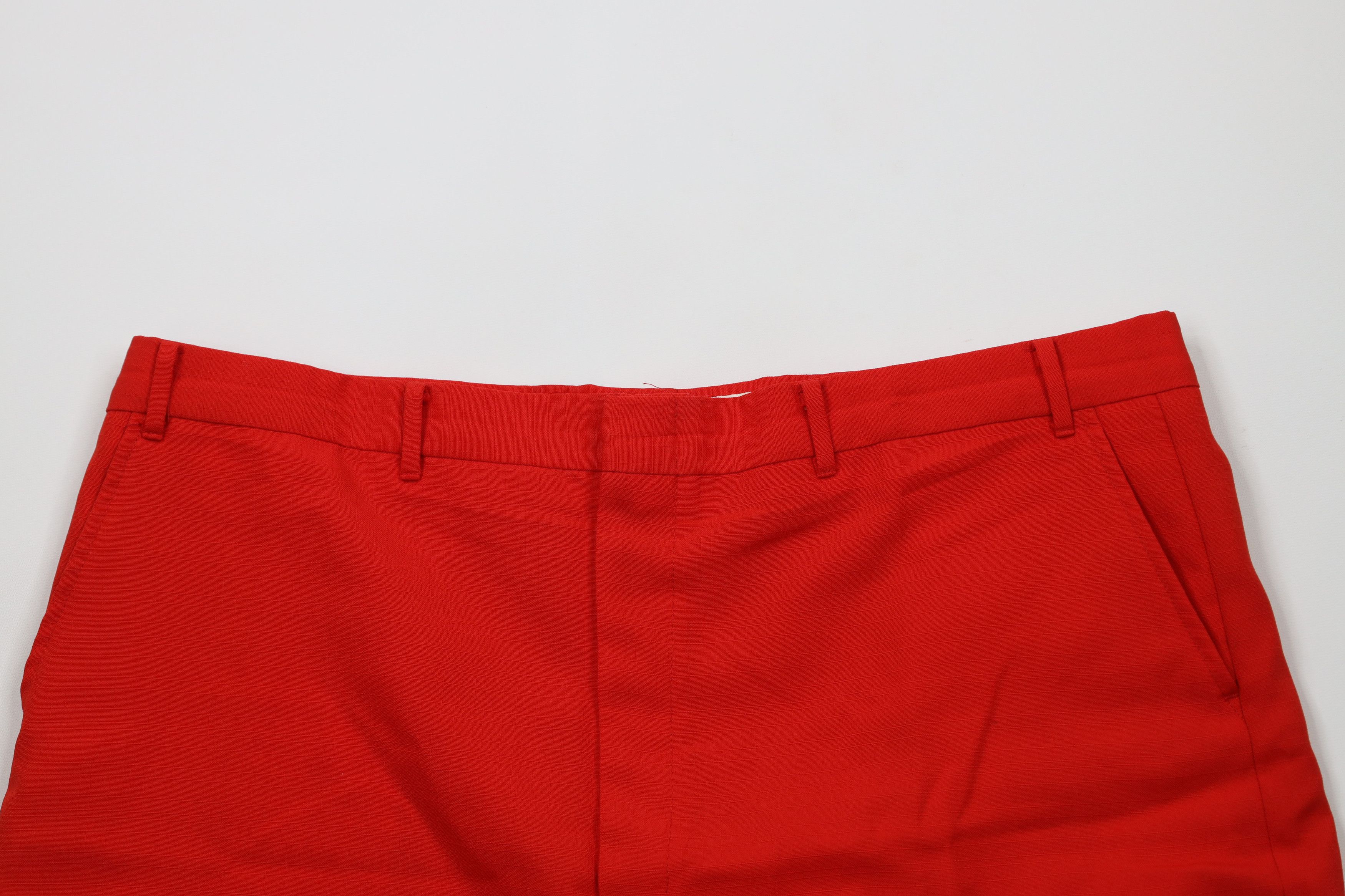 Vintage Vintage 90s Streetwear Above Knee Golf Chino Shorts Red USA Size US 42 / EU 58 - 2 Thumbnail