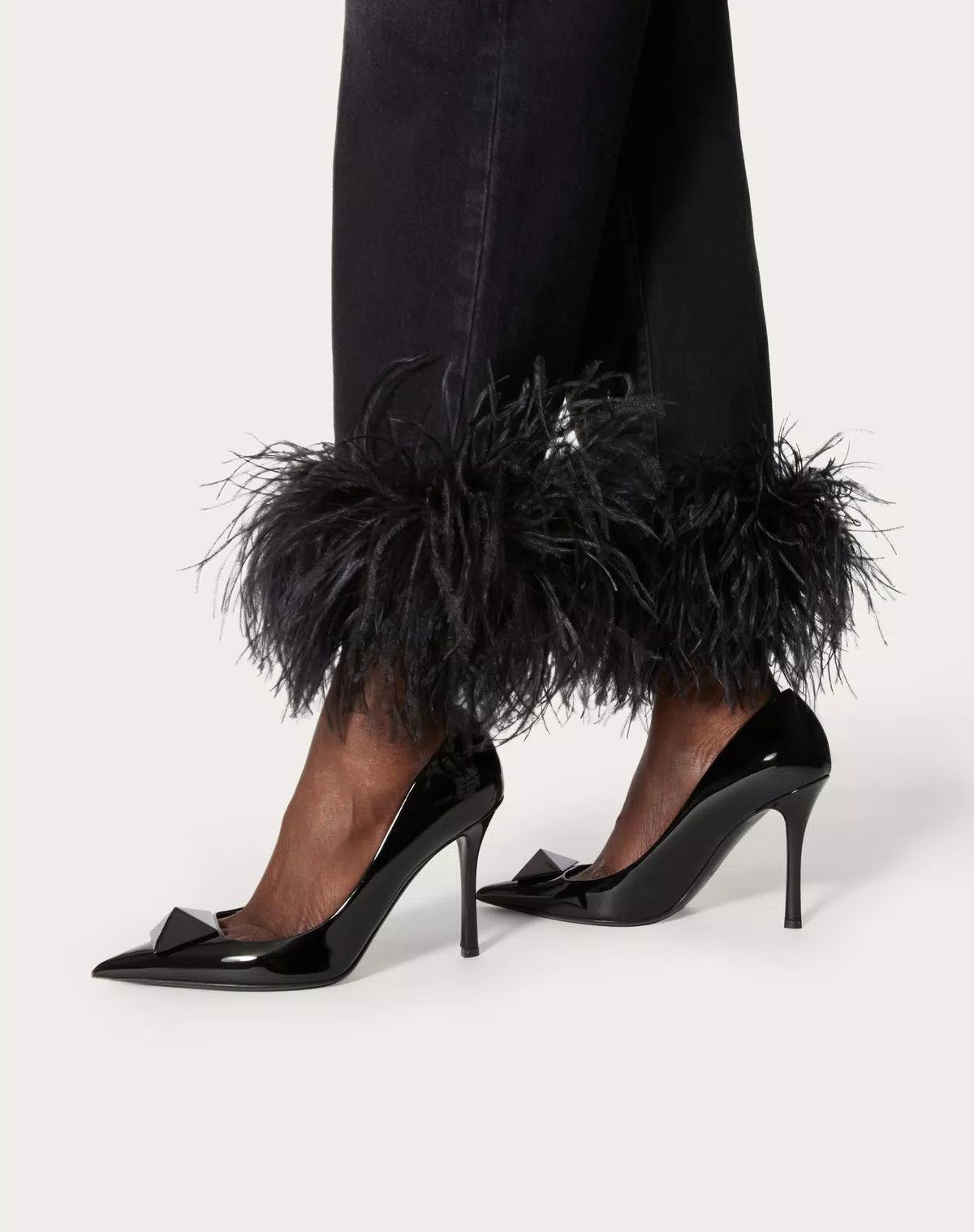 Valentino o1s1wg110625 One Stud Patent Leather Pump 100 Mm in Black Size US 10 / IT 40 - 5 Thumbnail
