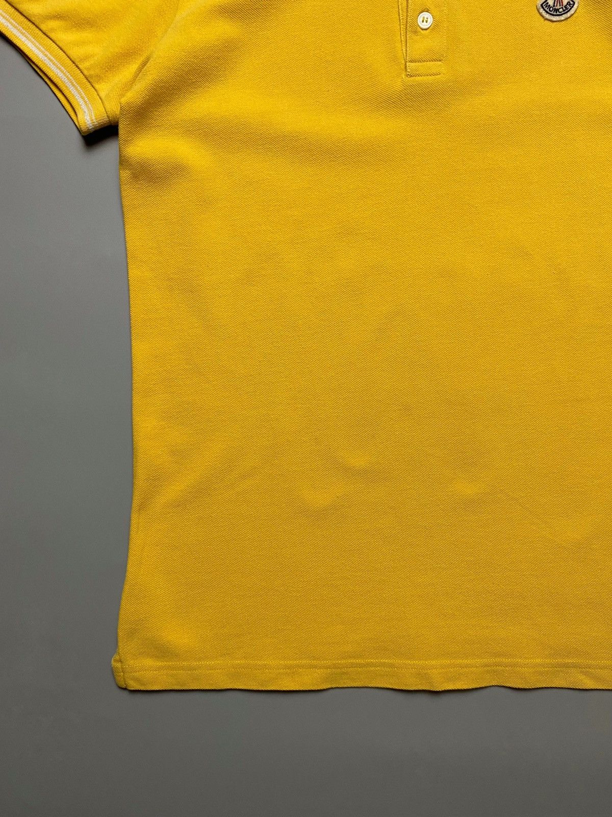 Moncler Moncler Yellow Polo Shirt 12/152 Size XS / US 0-2 / IT 36-38 - 16 Thumbnail