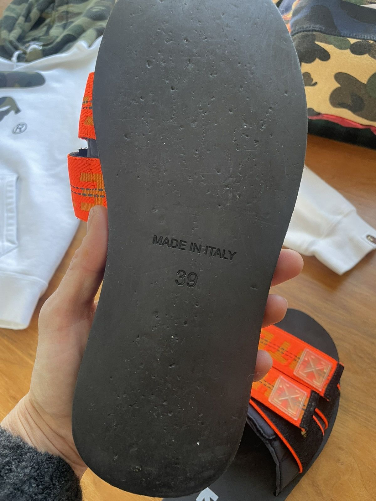 Off-White OFF WHITE orange and black slides Size US 8 / EU 41 - 1 Thumbnail