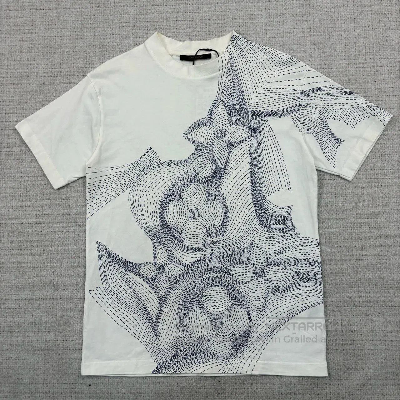Louis Vuitton Louis Vuitton Sketch Floral Print T-shirt. Size US XS / EU 42 / 0 - 1 Thumbnail