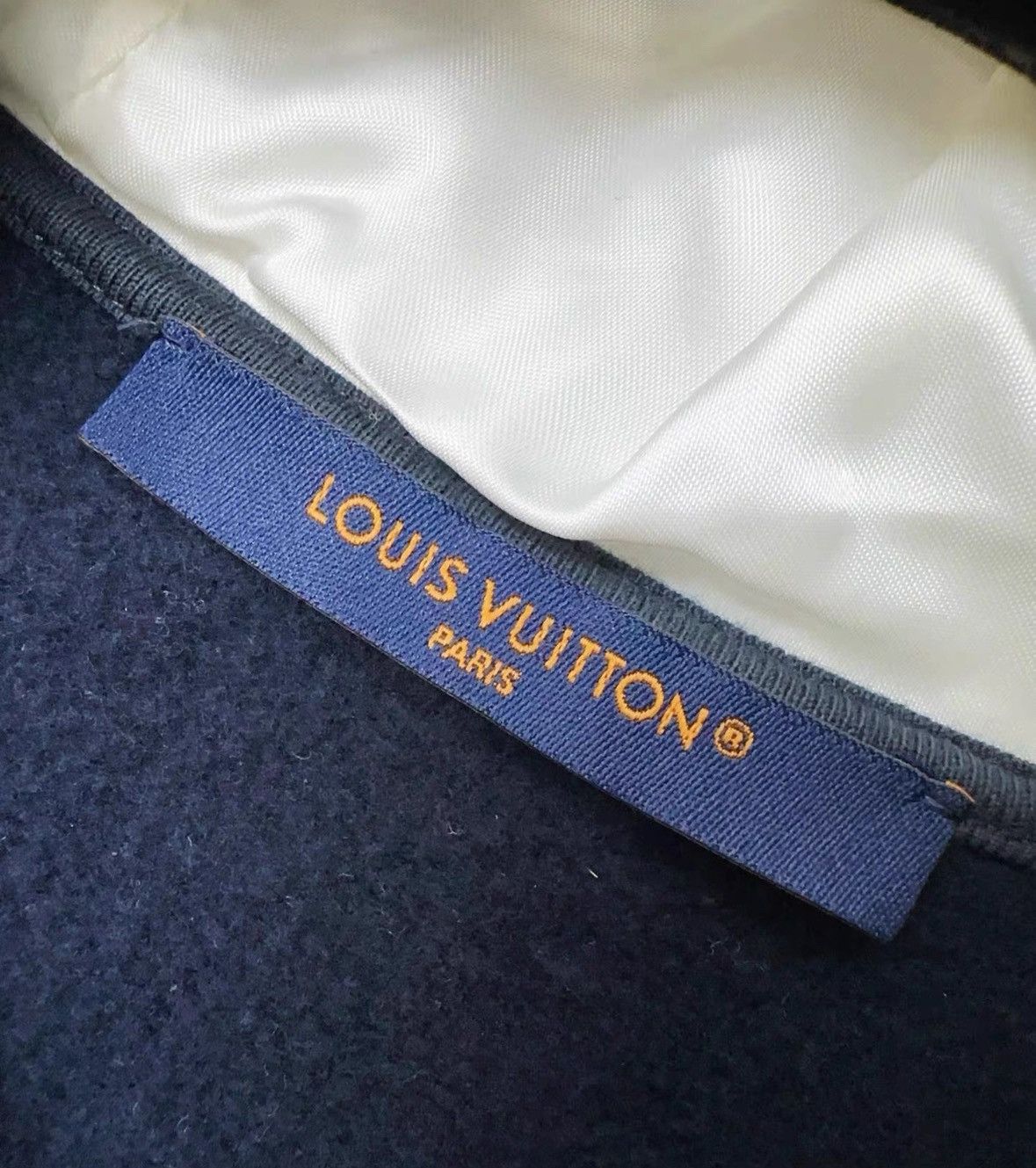Louis Vuitton Louis Vuitton Patchwork presbyopic embossed hooded jacket 2 Size US L / EU 52-54 / 3 - 5 Thumbnail