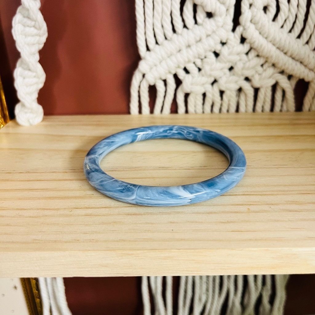 Vintage Vintage Marbled Acrylic Bangle Bracelet Blue Size ONE SIZE - 1 Thumbnail
