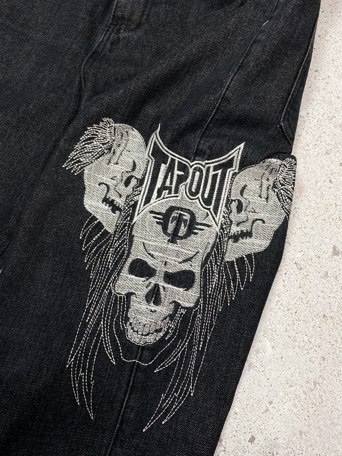 Vintage Vintage Tapout Rap Jeans Big Logo y2k Pants Baggy Skull Men Size US 38 / EU 54 - 11 Thumbnail