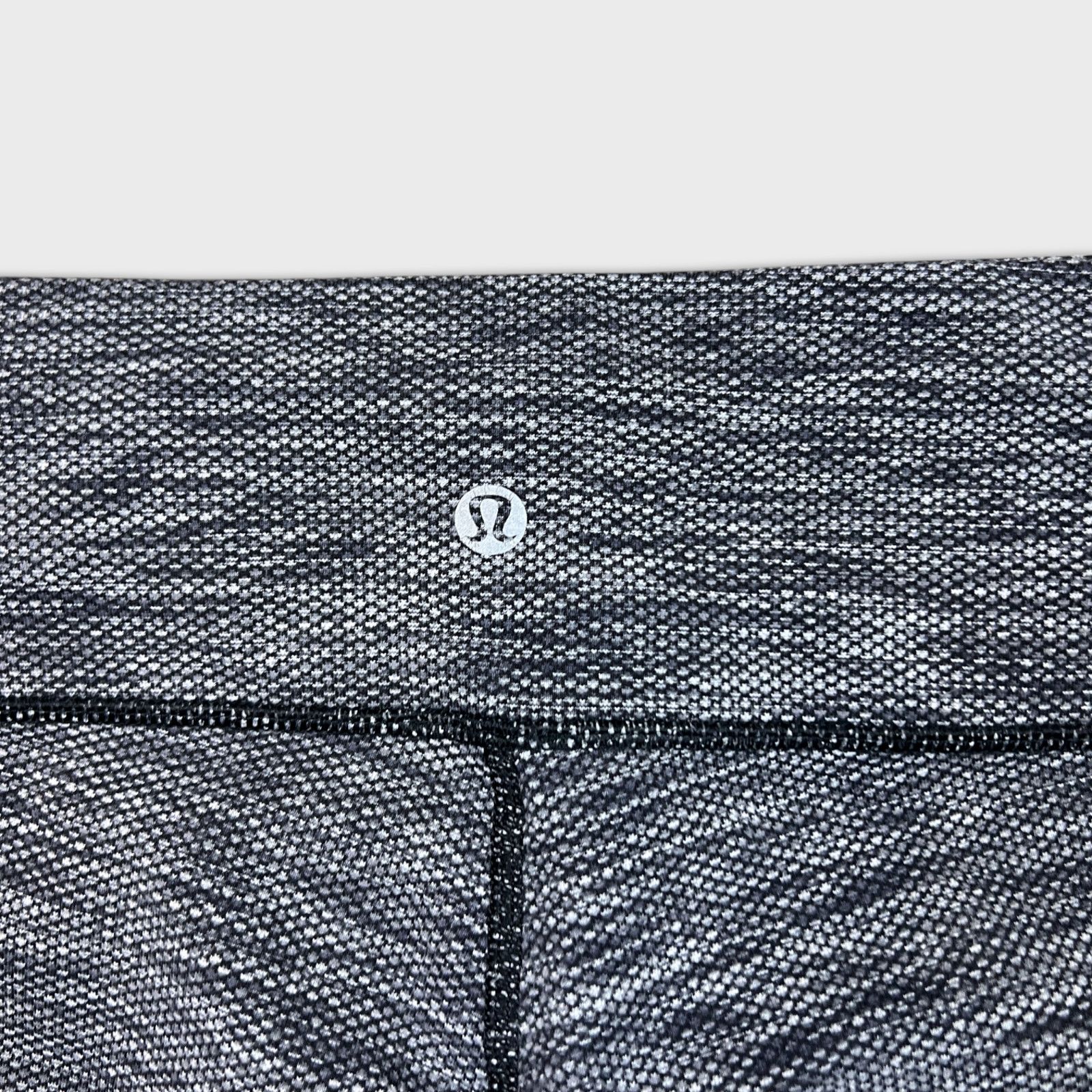 Lululemon Lululemon Wunder Under Mid Rise Pant Athletic Yoga Leggings Size 32" / US 10 / IT 46 - 7 Thumbnail