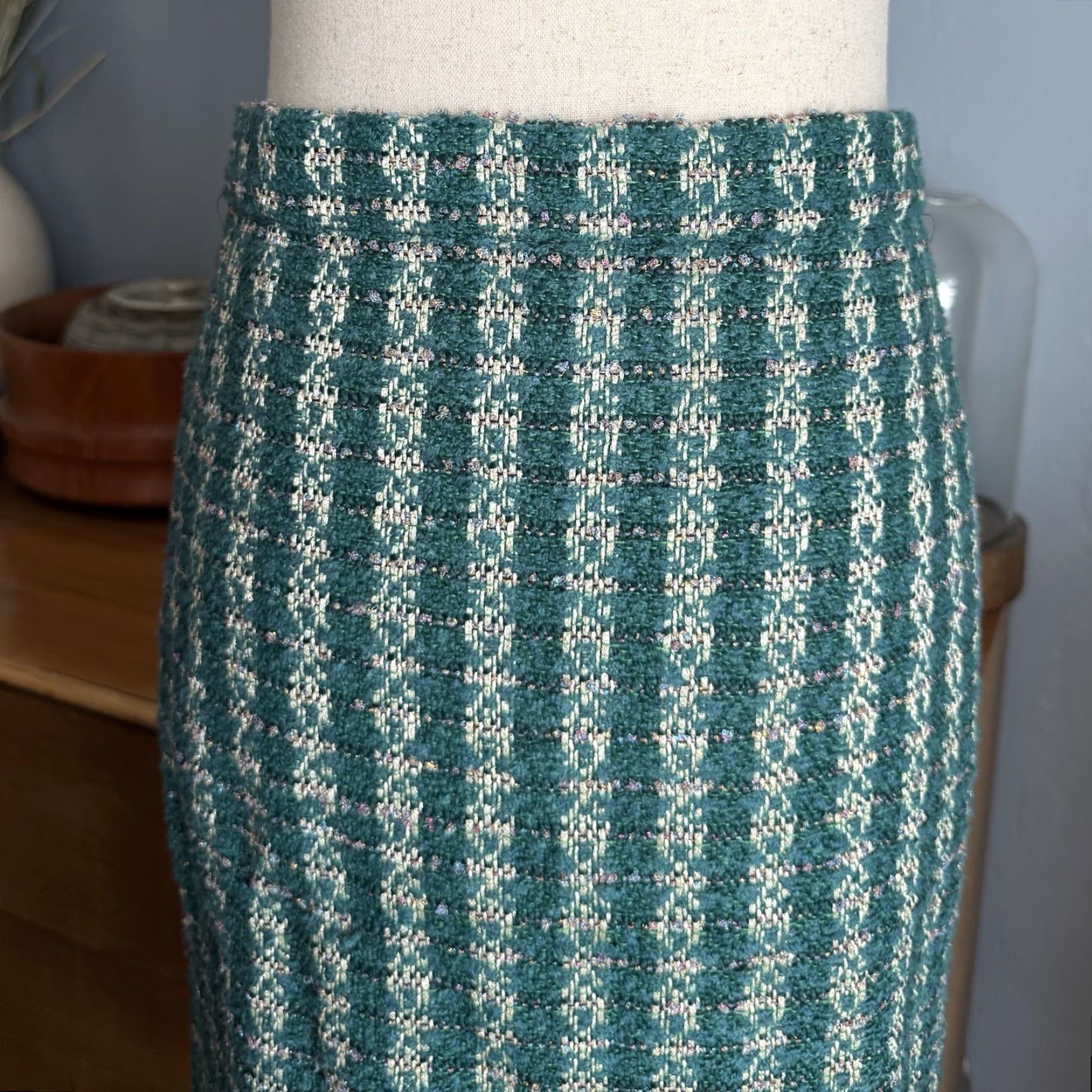 J.Crew J. Crew No. 2 Pencil Skirt in Emerald Tweed Size 00 Size 24" / US 00 / IT 34 - 4 Thumbnail