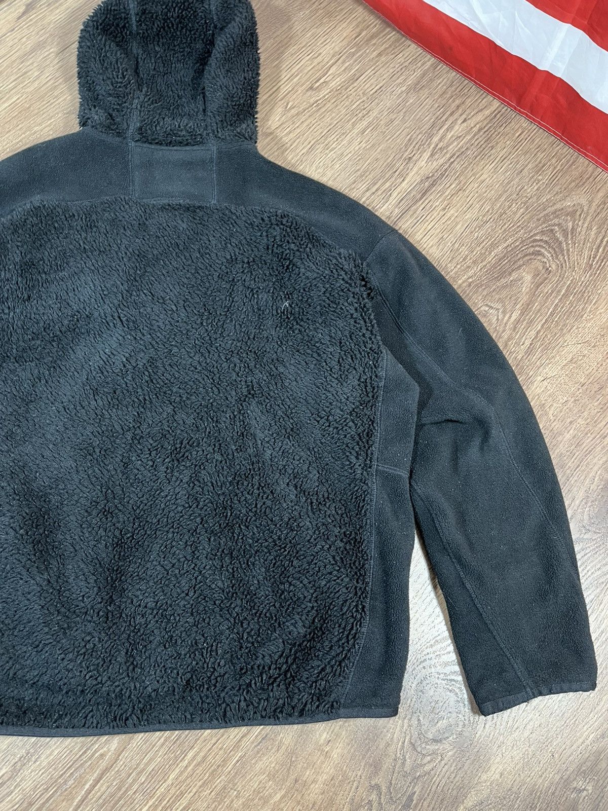 White Mountaineering White Mountaineering Uniqlo Rare Fleece Sherpa Size US M / EU 48-50 / 2 - 12 Thumbnail