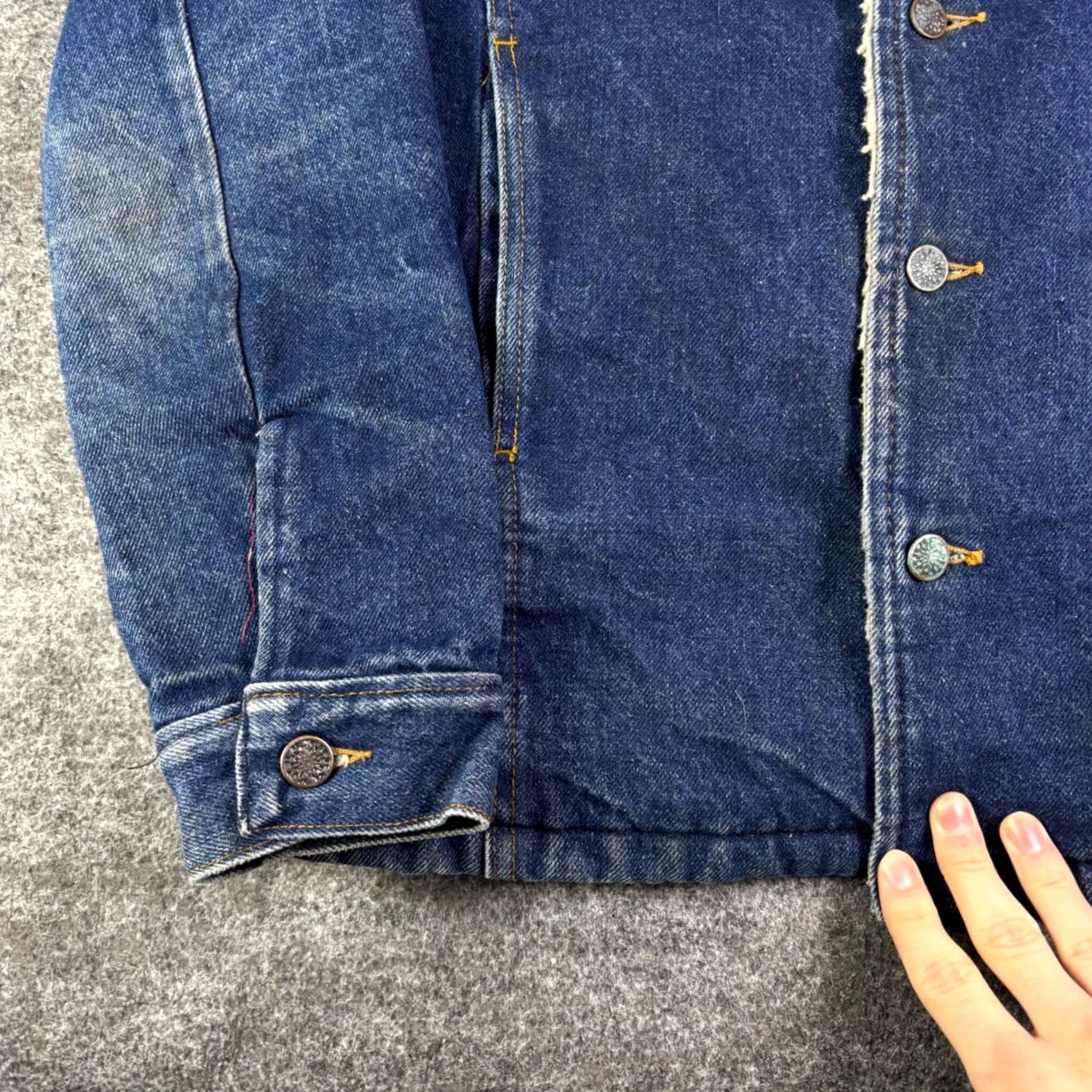 Denime VINTAGE Denim Trucker Jacket Blue Faux Fur Collar Mens Large Jacket/Coat Size US L / EU 52-54 / 3 - 7 Thumbnail