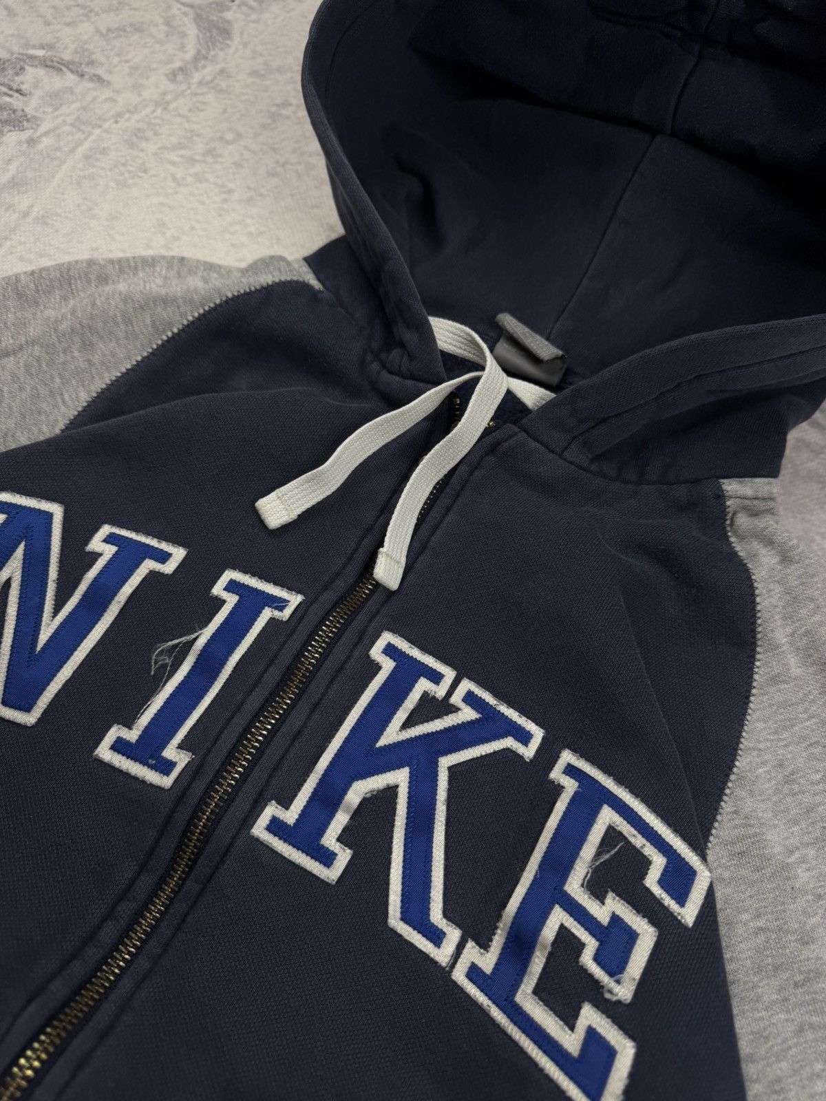 Nike × Vintage NIKE VINTAGE CENTER LOGO OVERSIZE BOXY ZIP HOODIE Size US S / EU 44-46 / 1 - 6 Thumbnail