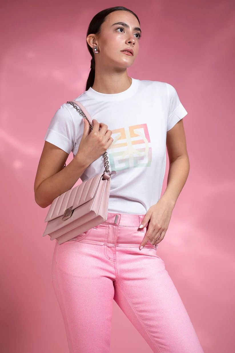 Givenchy o1w1db10325 Fitted Short Sleeve T-Shirt in White Size S / US 4 / IT 40 - 3 Thumbnail