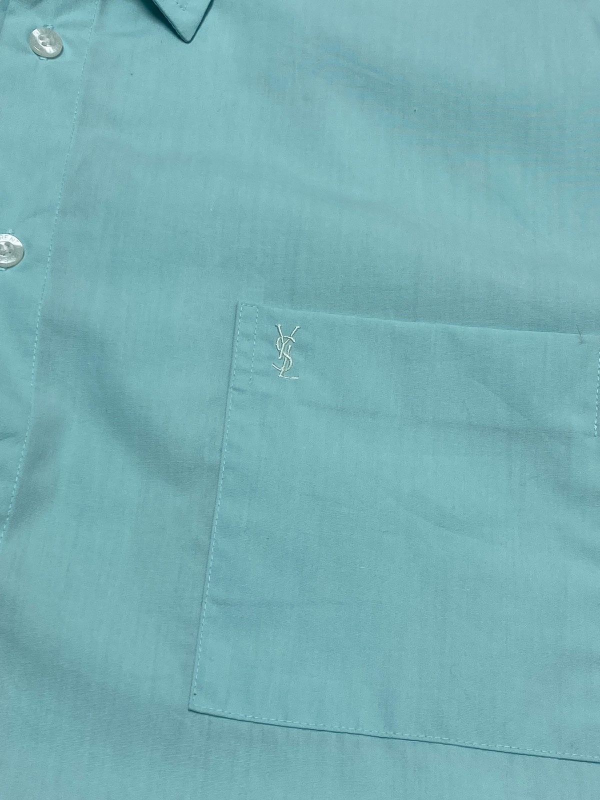 Vintage Vintage YVES SAINT LAURENT Blue Button Up Short Sleeve Size US XL / EU 56 / 4 - 4 Thumbnail
