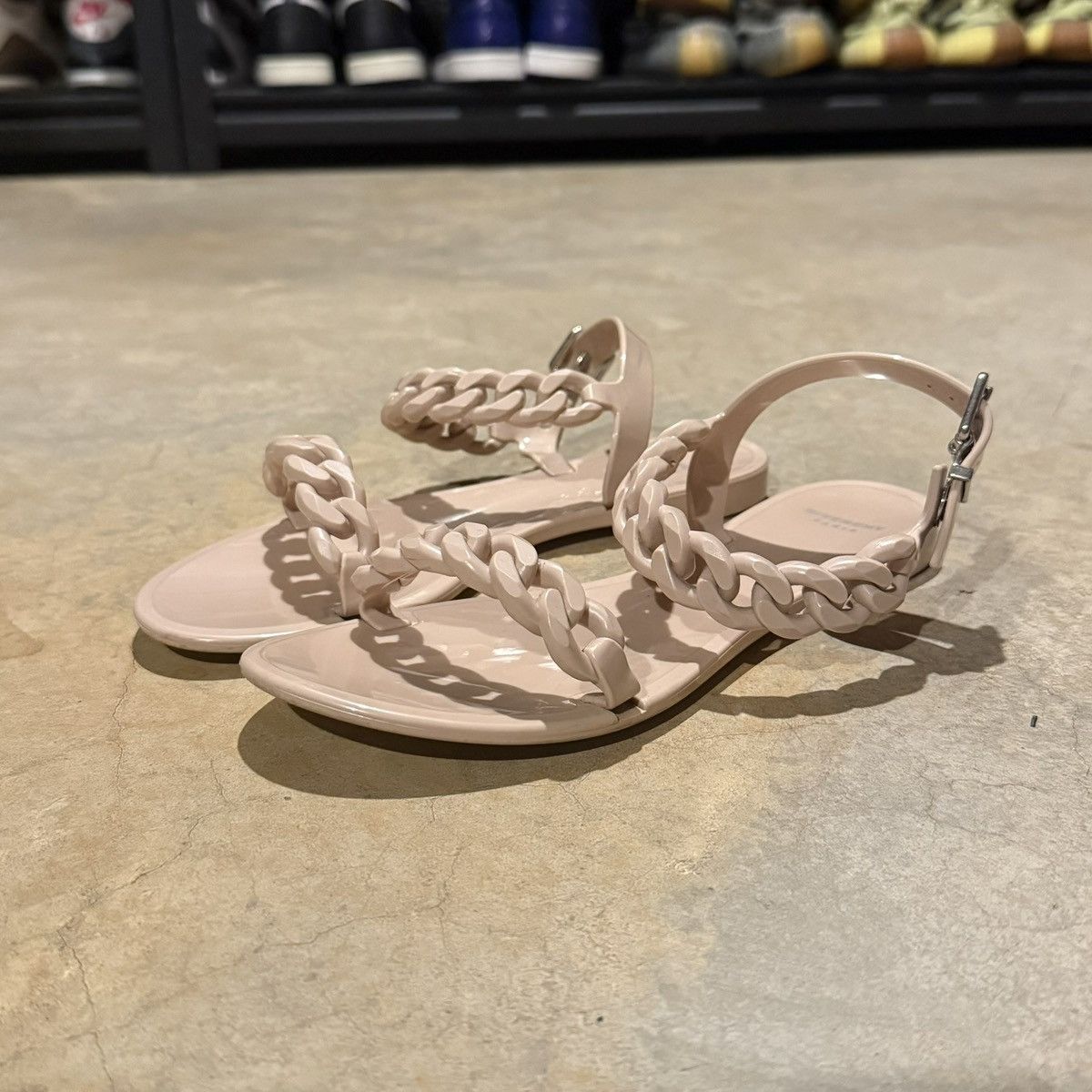 Givenchy Givenchy Nea Jelly Chain Strap Flat Sandals Rose Nude EU 37 Size US 7 / IT 37 - 3 Thumbnail