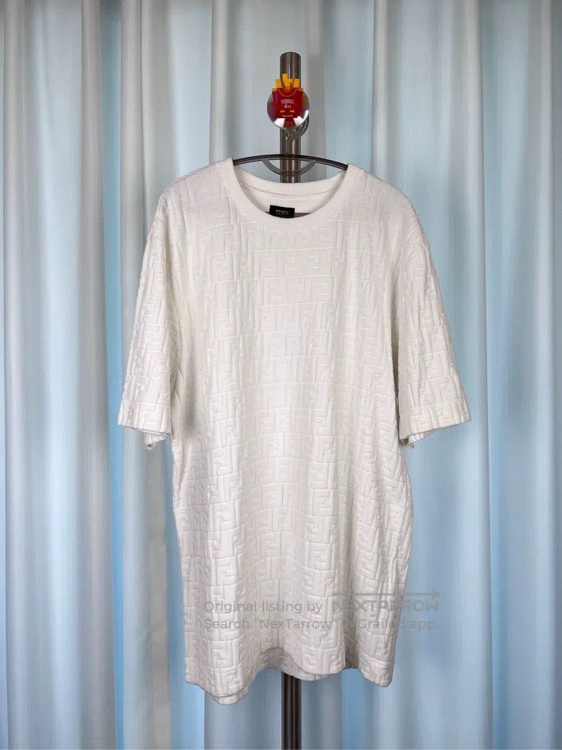 Fendi Fendi Full print logo white towel short sleeve Size US XXL / EU 58 / 5 - 1 Thumbnail