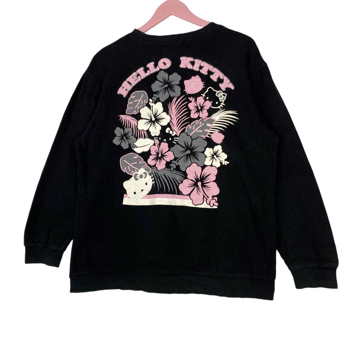 Japanese Brand × Vintage Vintage Hello Kitty Printed Crewneck Sweatshirt Black Pink Size L / US 10 / IT 46 - 2 Thumbnail