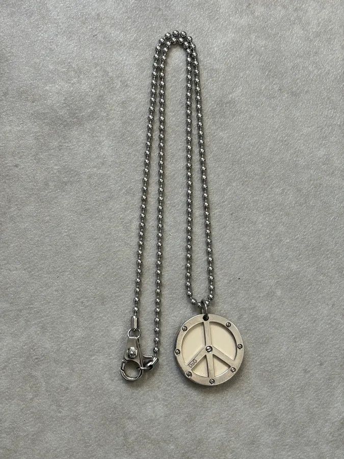 Dolce & Gabbana 2000s Dolce & Gabbana Silver Metal Peace Sign Necklace Size ONE SIZE - 4 Thumbnail