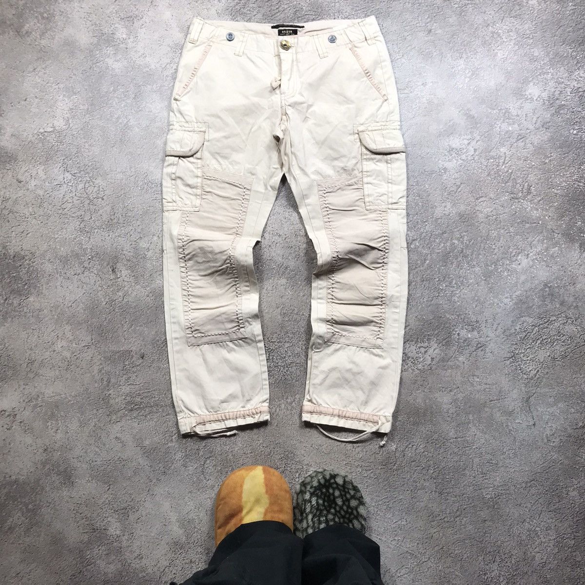 Vintage Vintage 90s Baggy Cargo Pants Distressed Workwear Grunge 30 Size 30" / US 8 / IT 44 - 2 Thumbnail