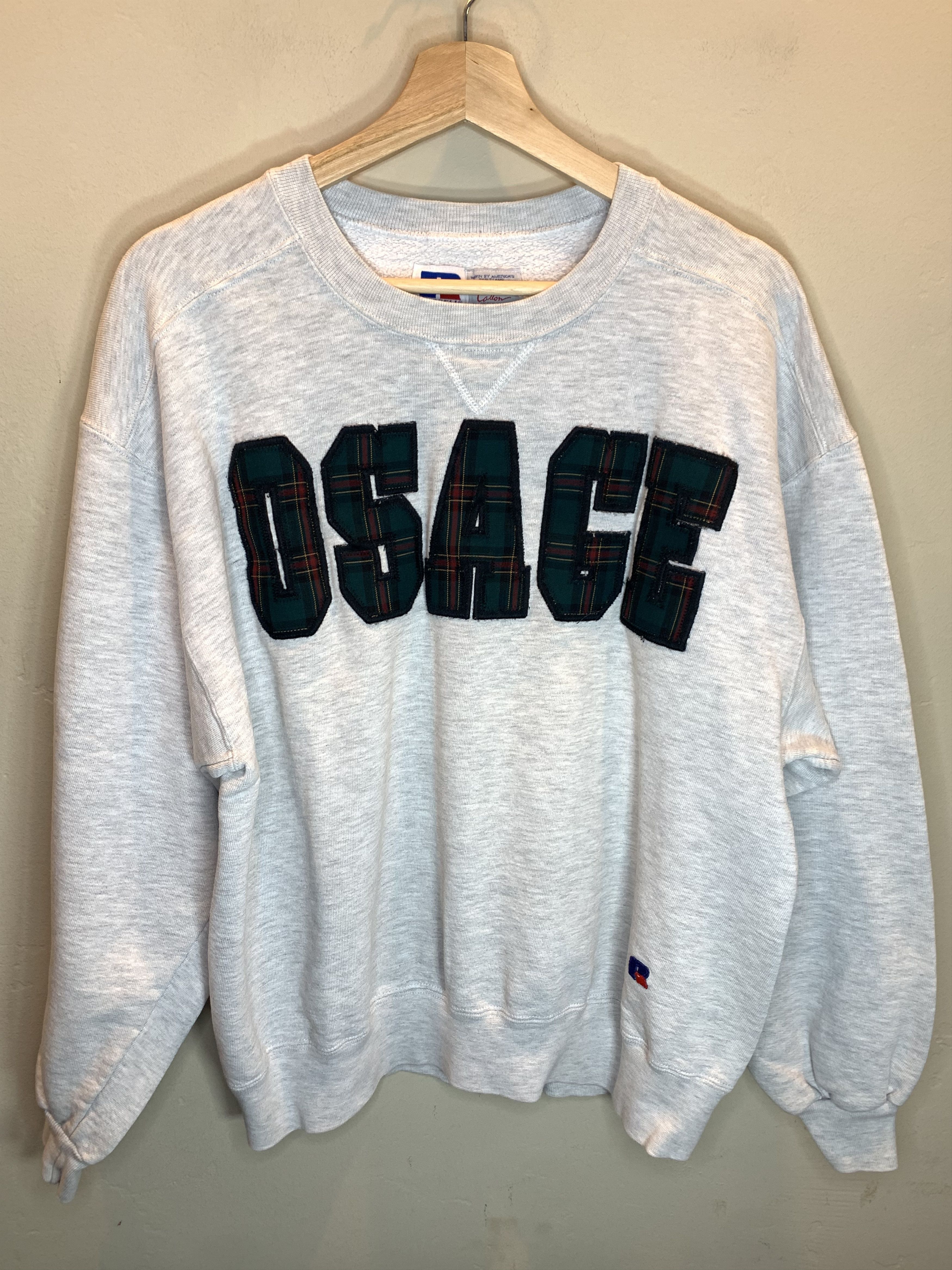 Russell Athletic *RARE* Vintage Osage Plaid Patch USA-Made Russell Sweatshirt Size US L / EU 52-54 / 3 - 1 Thumbnail