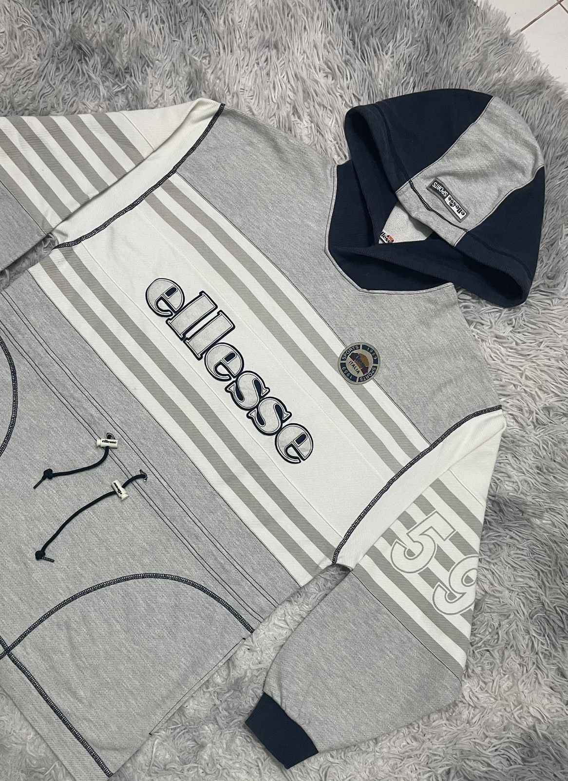 Ellesse 90s ELLESE HOODIE BIG LOGO OG STYLE DESIGN Size US L / EU 52-54 / 3 - 4 Thumbnail