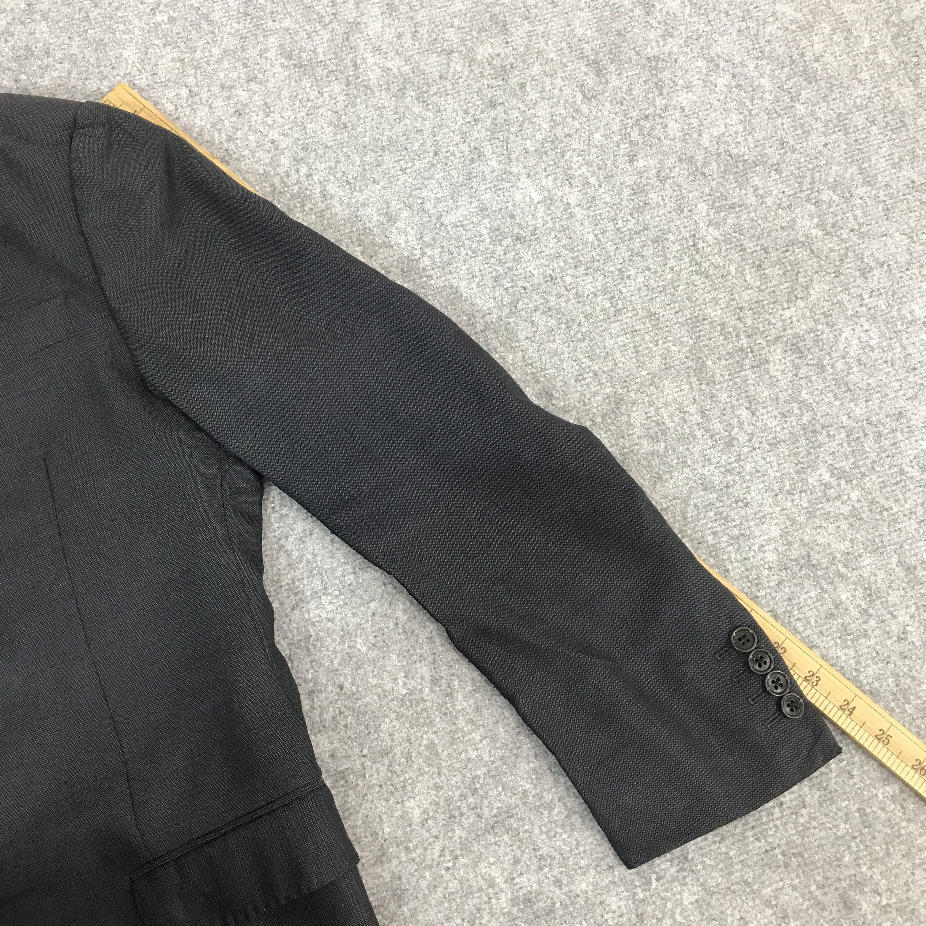 Giorgio Armani Giorgio Armani black Blazer jacket Size US L / EU 52-54 / 3 - 6 Thumbnail