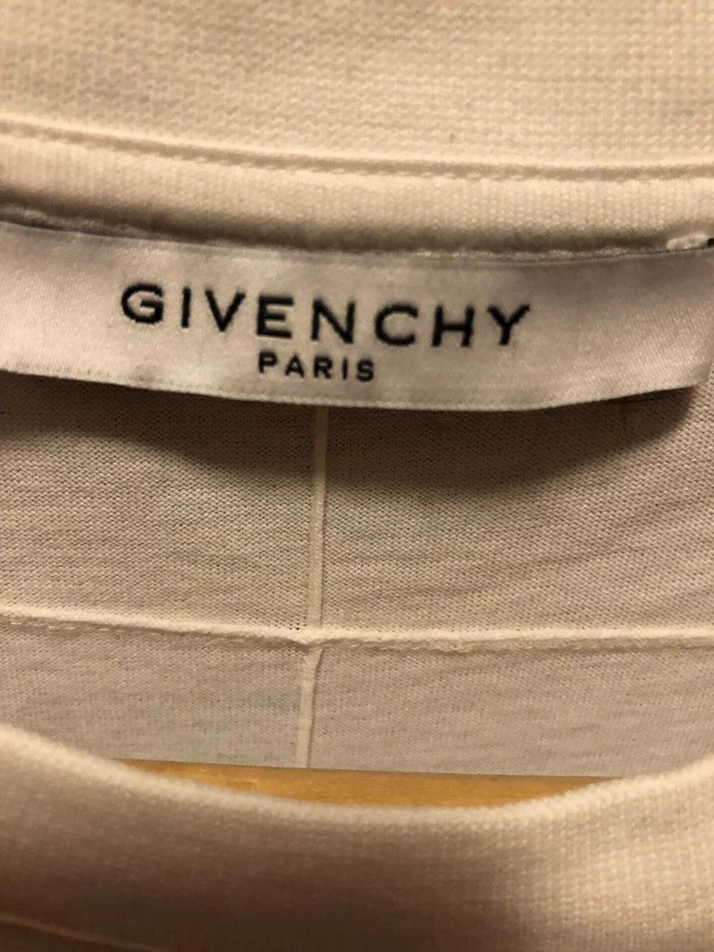 Givenchy Givenchy White short sleeve Size US S / EU 44-46 / 1 - 1 Thumbnail