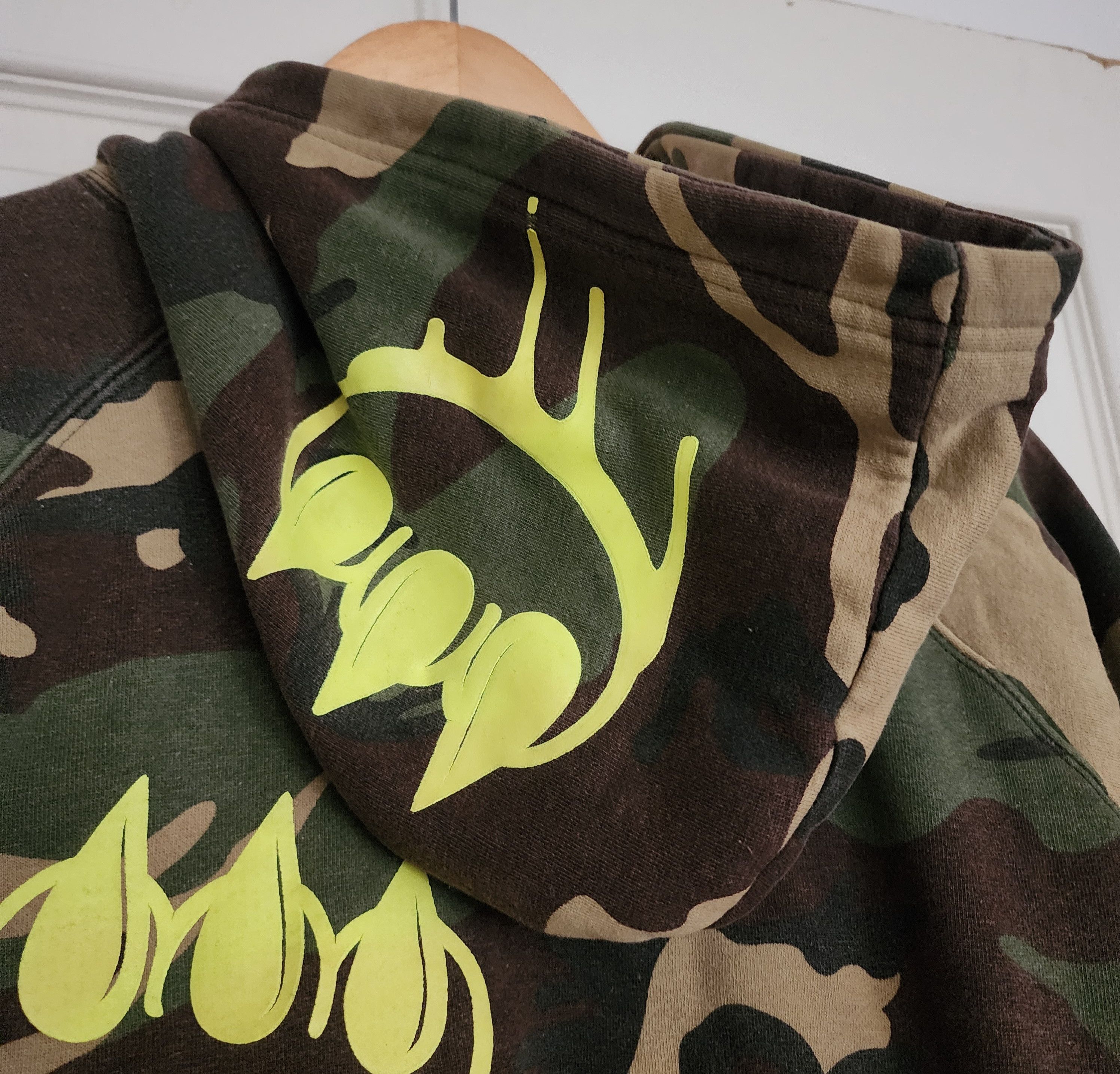 I Love NY Vintage CLAW Money Graffiti NYC Camo Claw Crop Top Hoodie Size S / US 4 / IT 40 - 5 Thumbnail